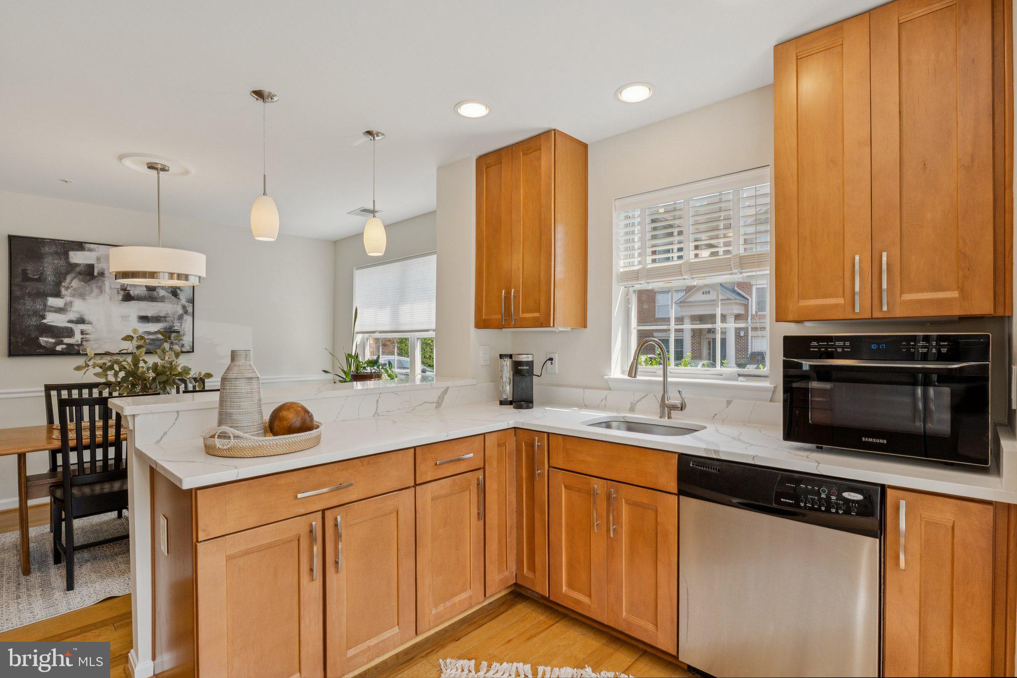 THE KENTLANDS - Residential