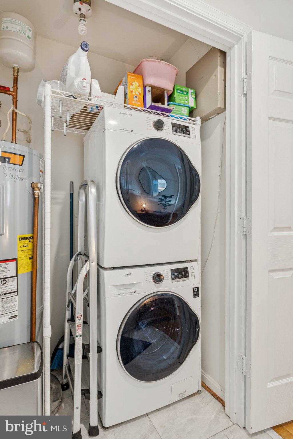 THE KENTLANDS - Residential