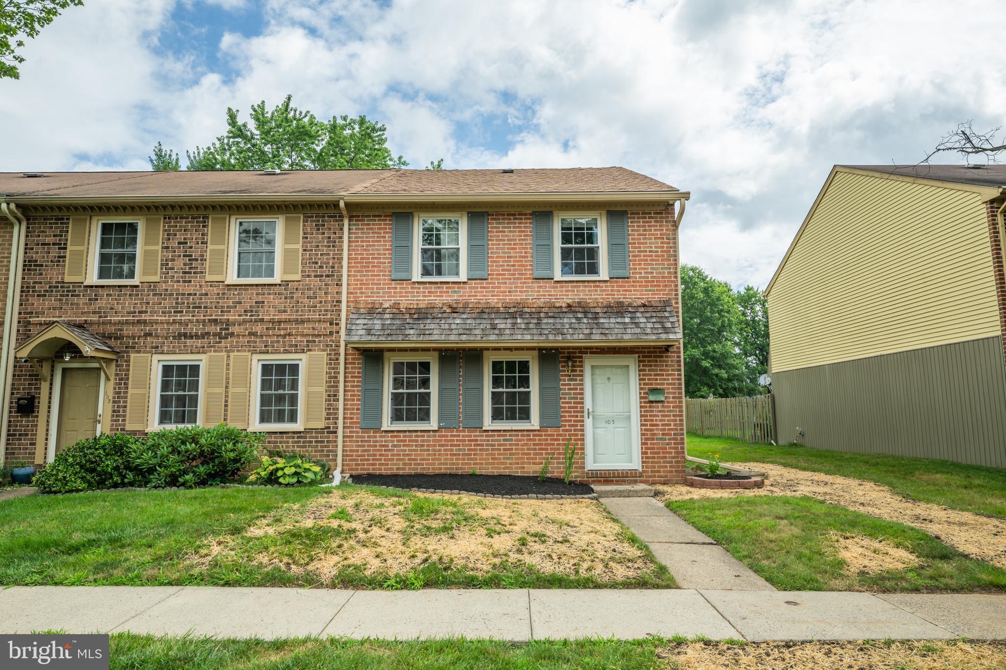 103 STONEGATE VILLAGE