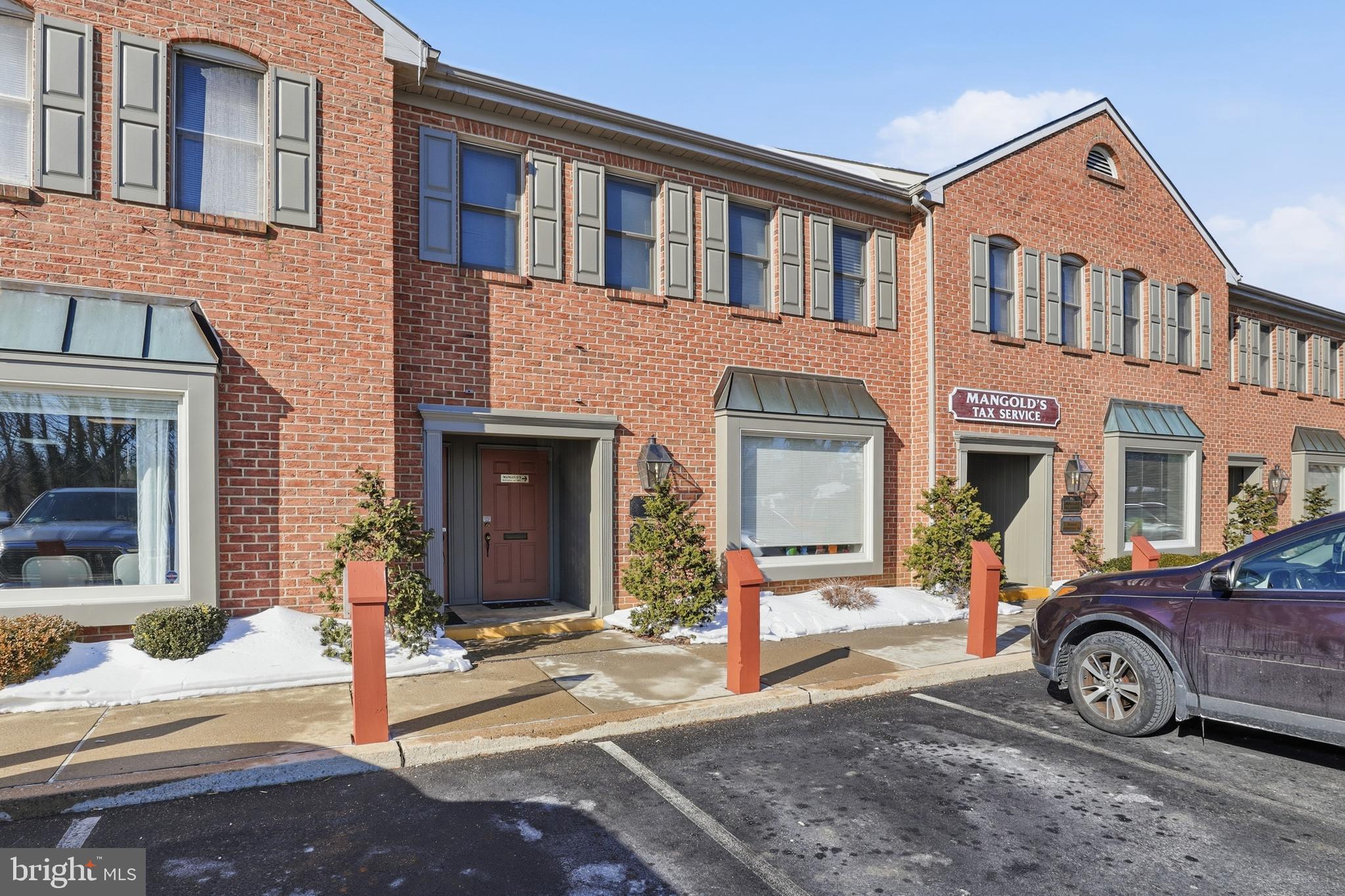 2938 COLUMBIA AVENUE 1 902