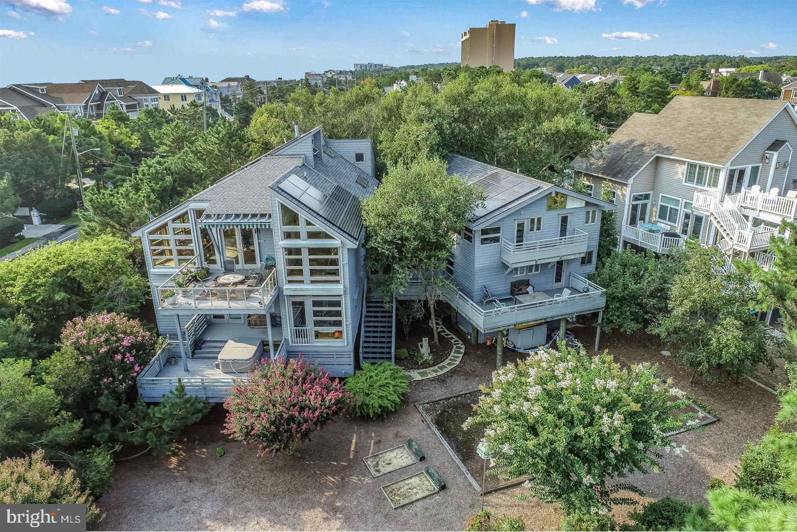 NORTH SHORES - Residential