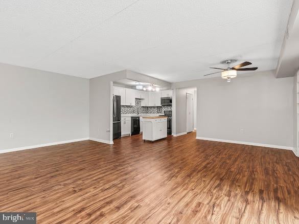 1745 EDGEWOOD HILL CIRCLE 2