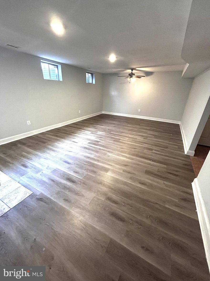 basement apartment , 2 bed 1 bath with full kitchen. All utilities included. Private entrance with street parking. Convenenient location with easy access to highway and shopping.