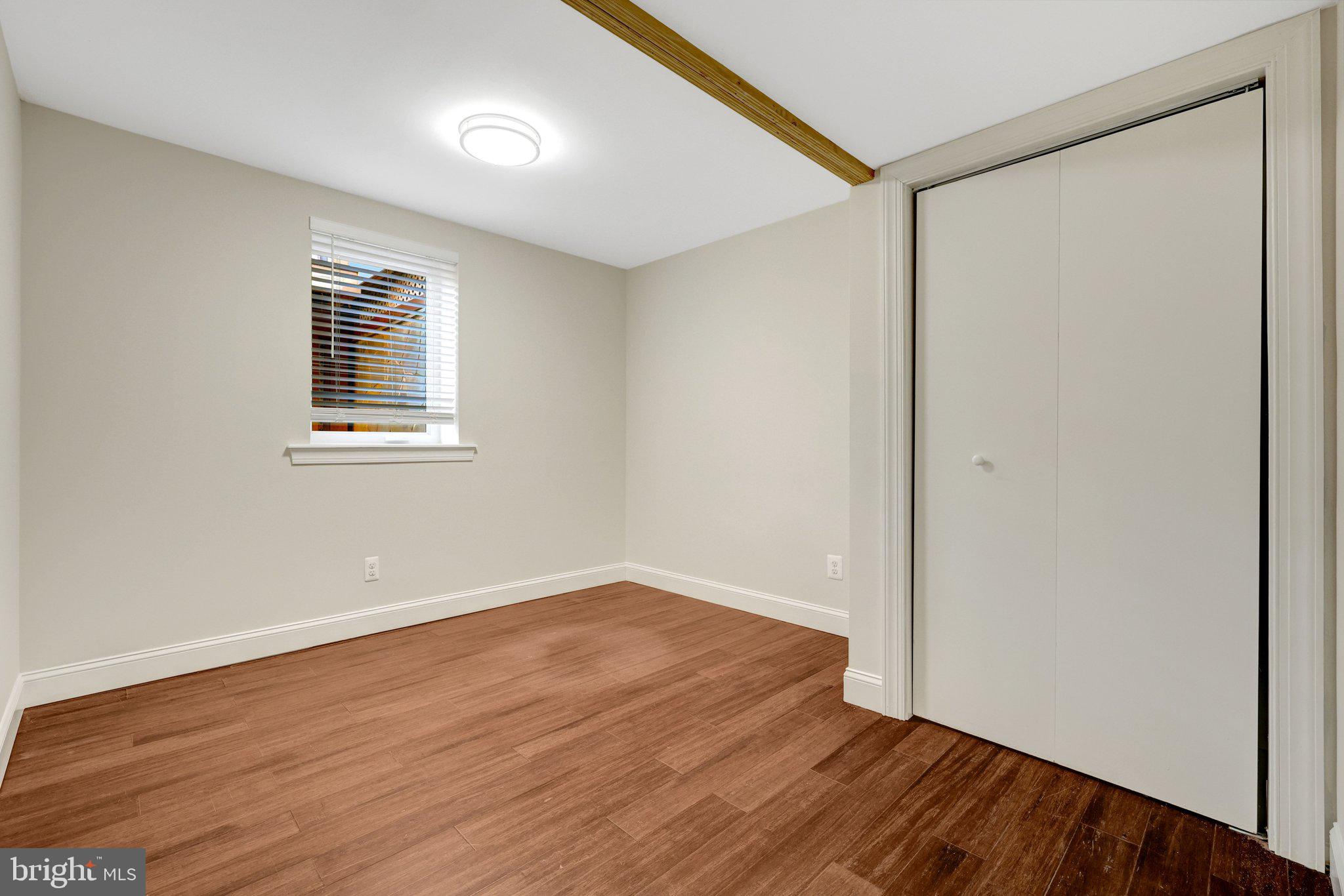 MANTUA - Residential