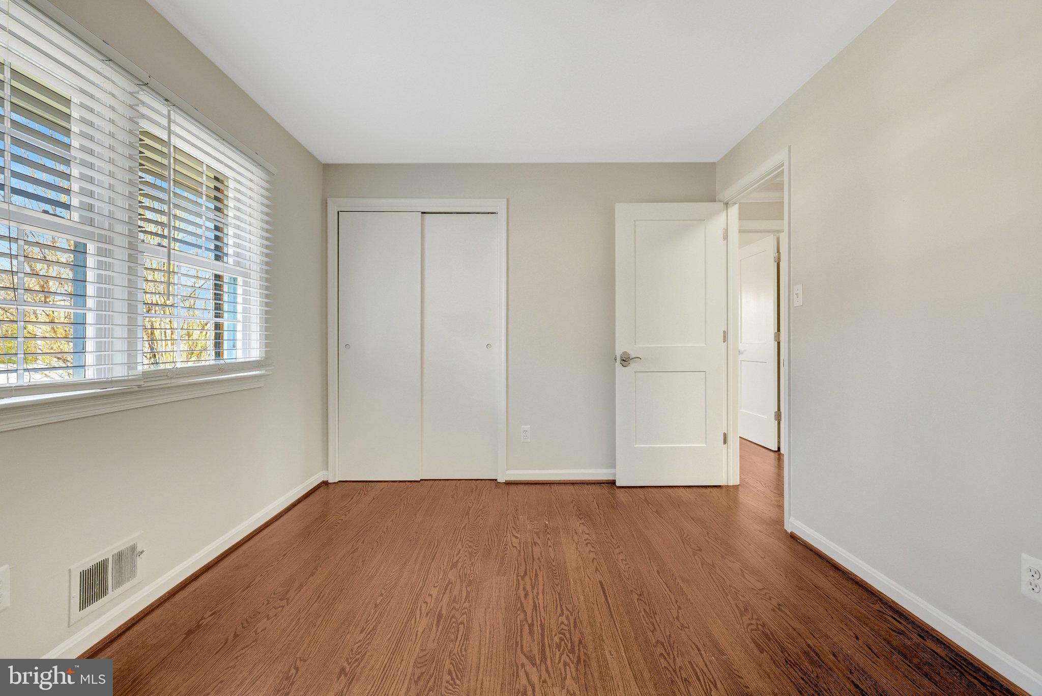 MANTUA - Residential