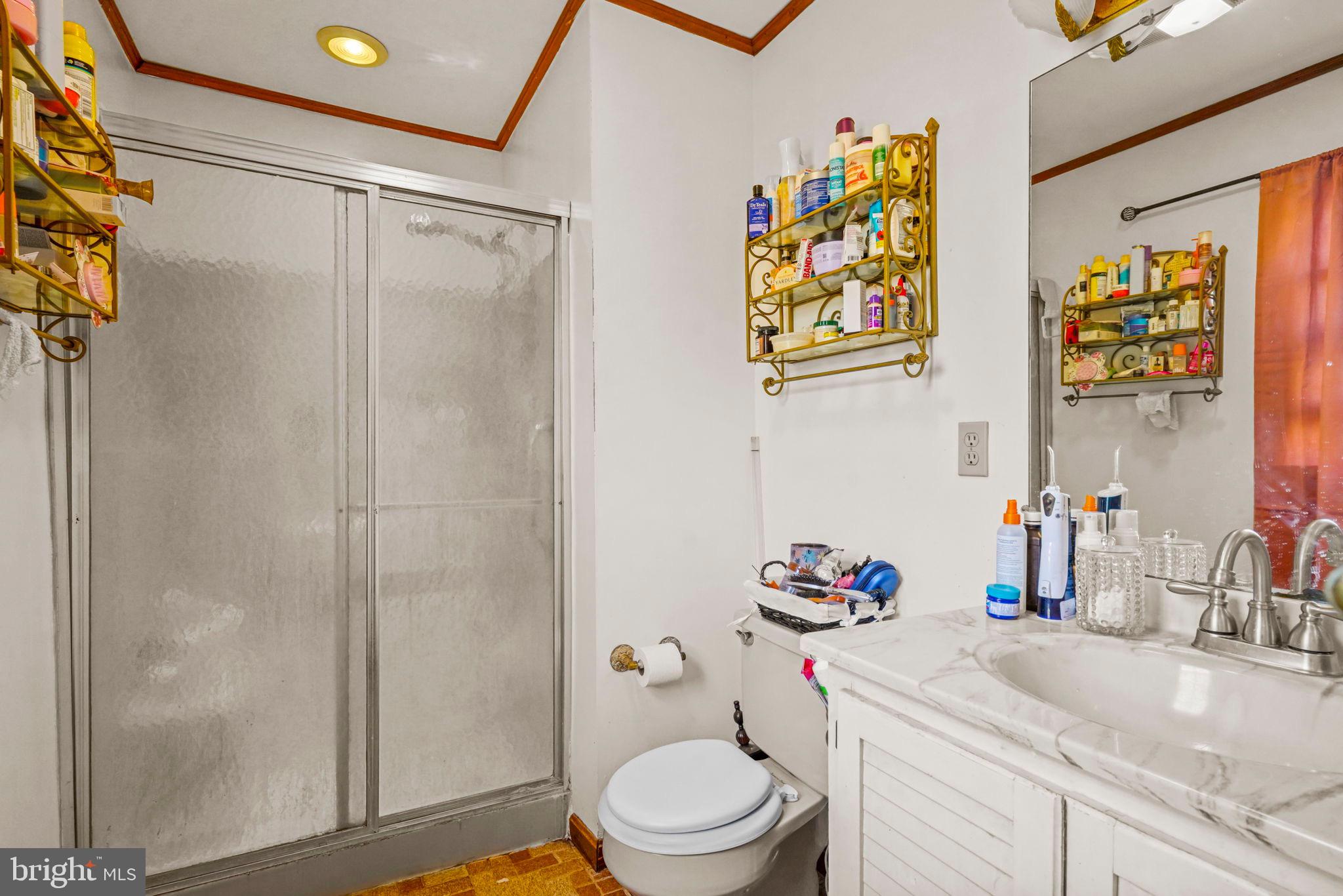 BAREFOOT ACRES - Residential