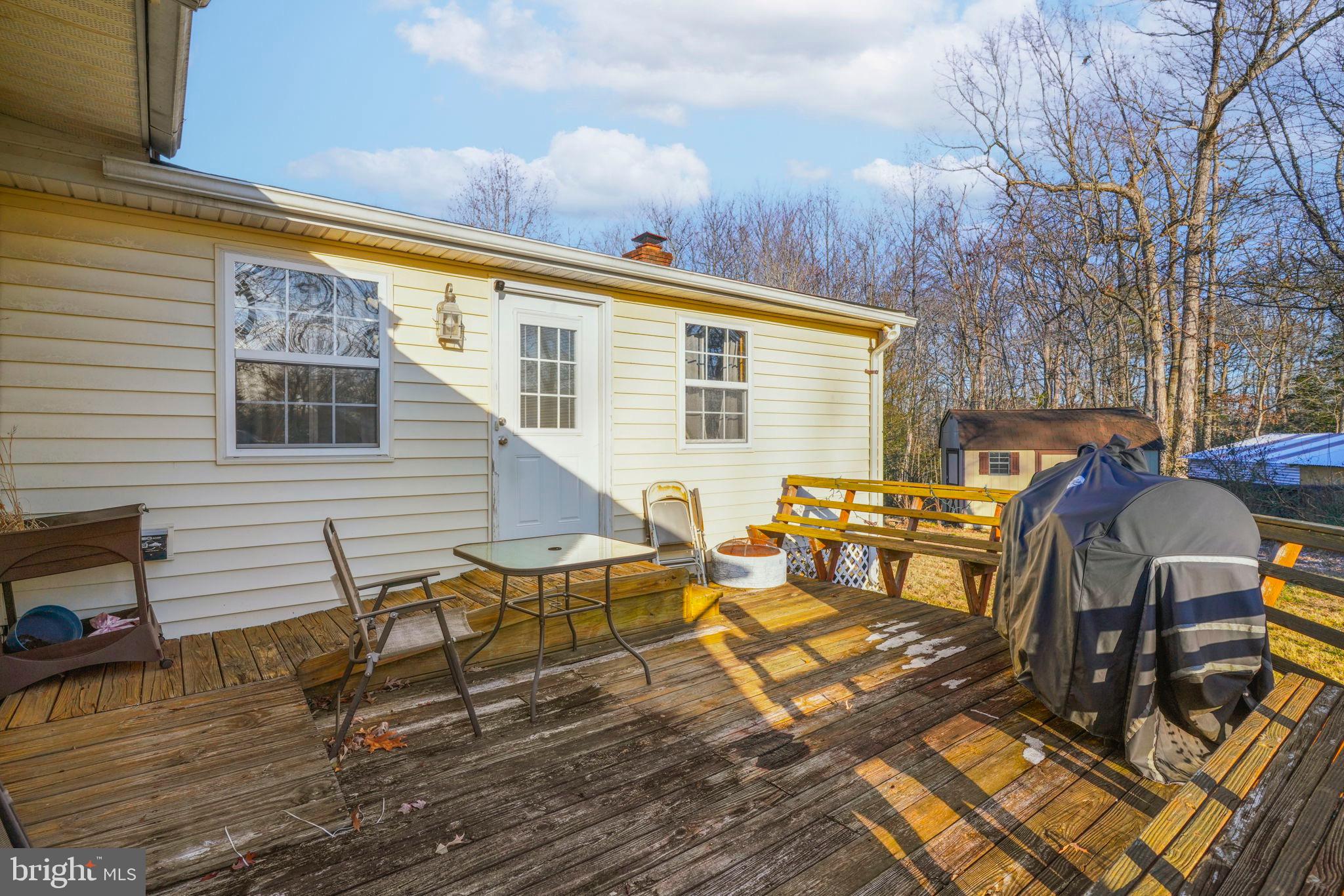 BAREFOOT ACRES - Residential