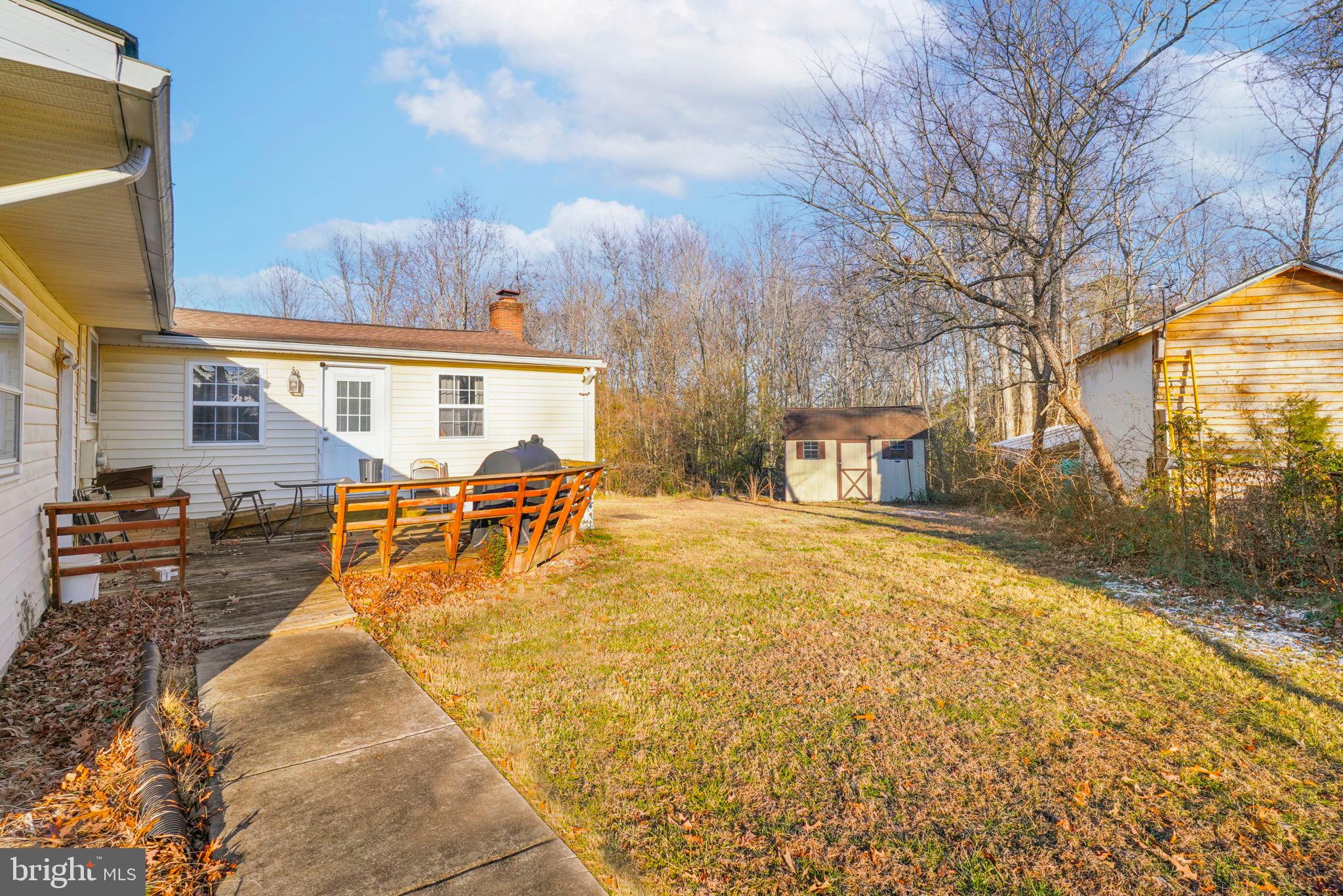 BAREFOOT ACRES - Residential