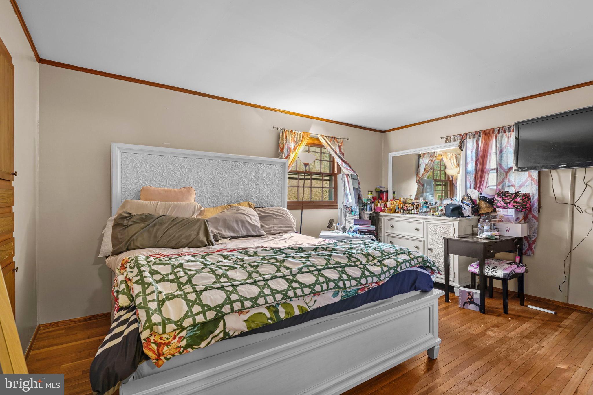 BAREFOOT ACRES - Residential