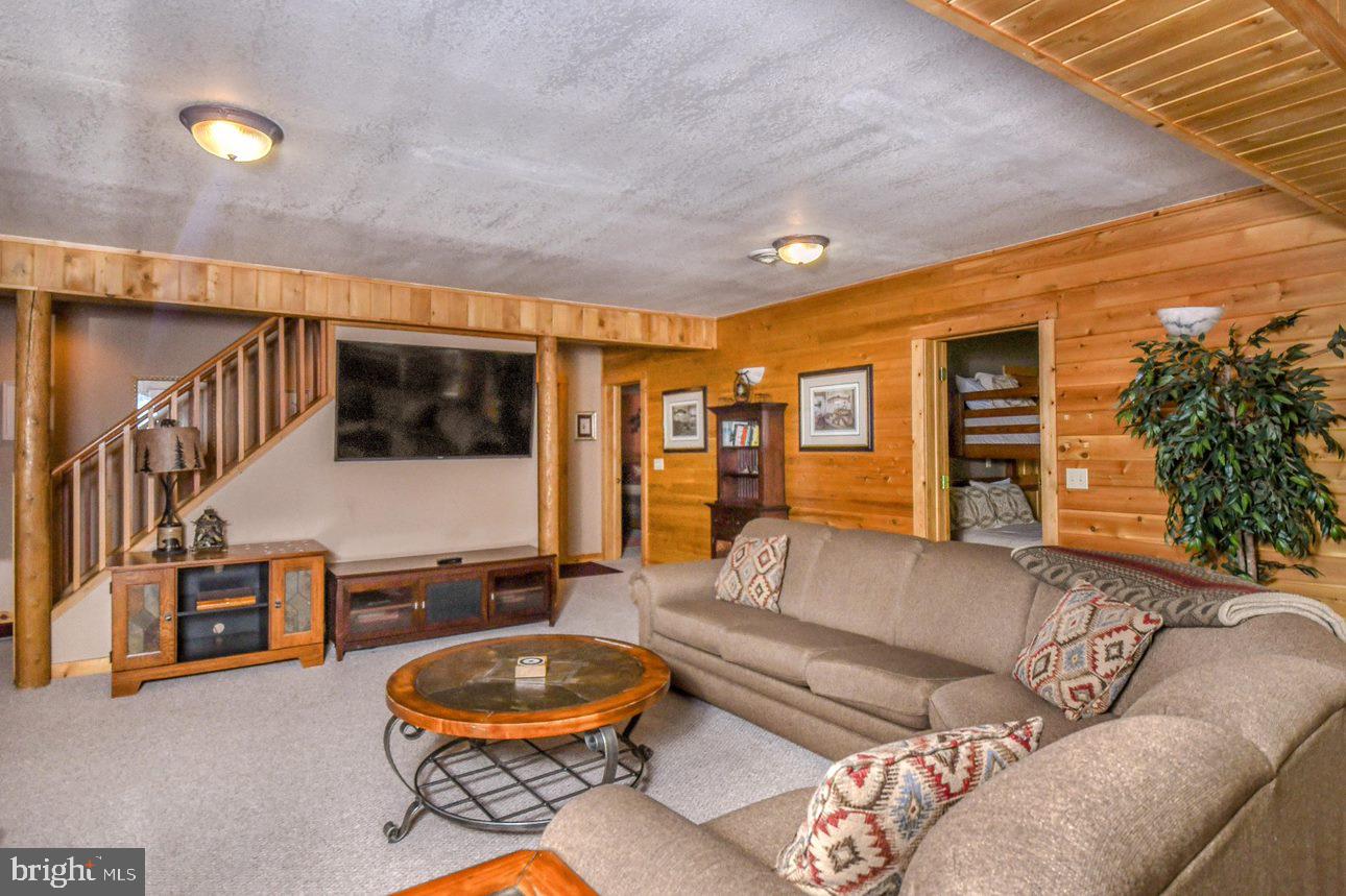 OAKLAND - Residential