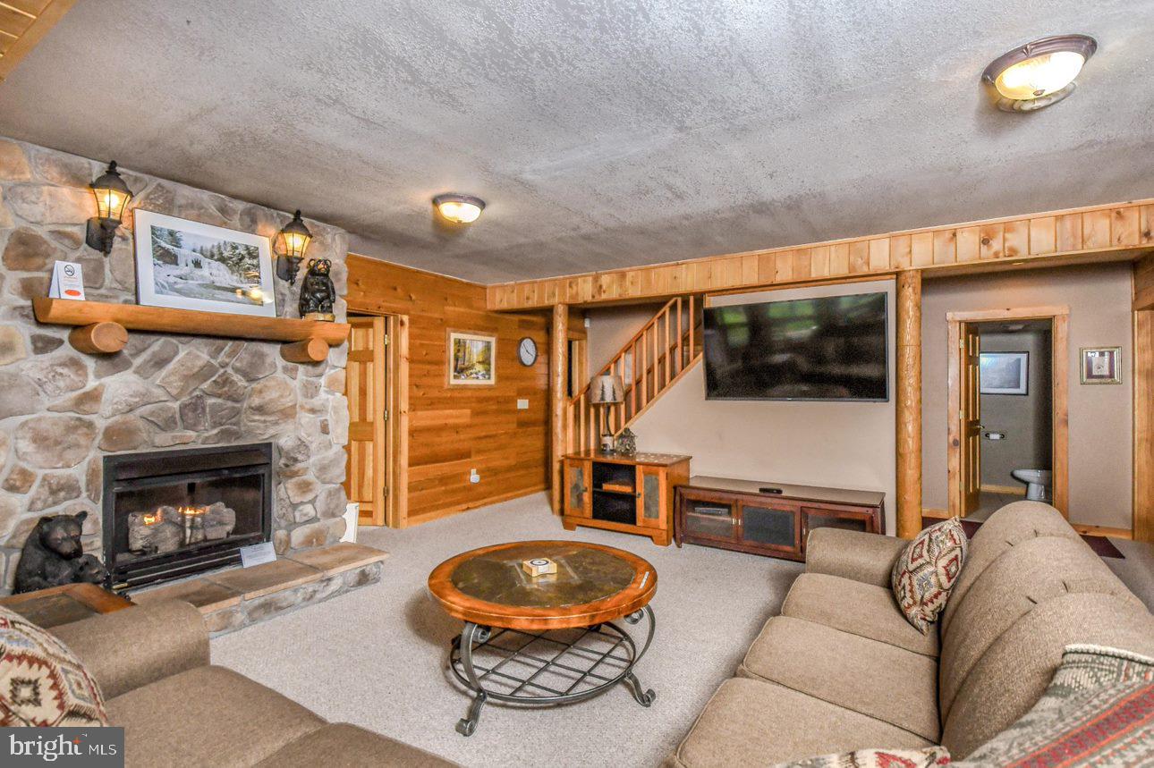 OAKLAND - Residential