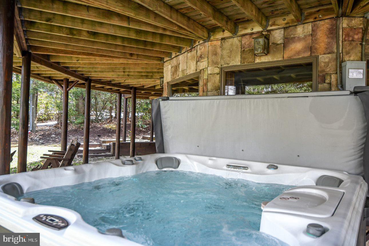 OAKLAND - Residential