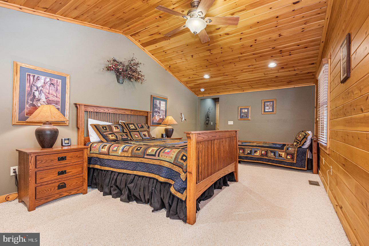 OAKLAND - Residential