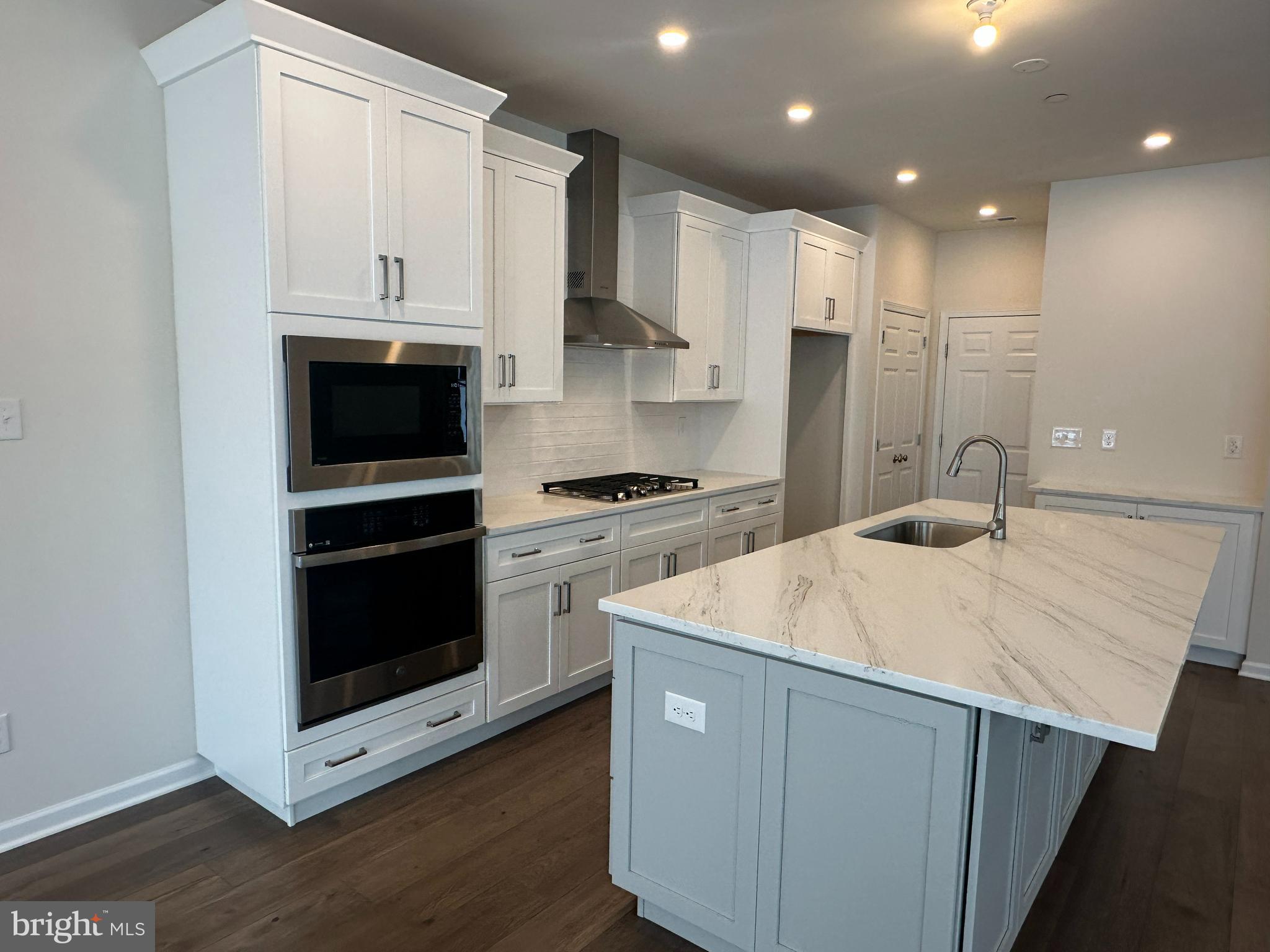 ALDERWOOD RUN - Residential