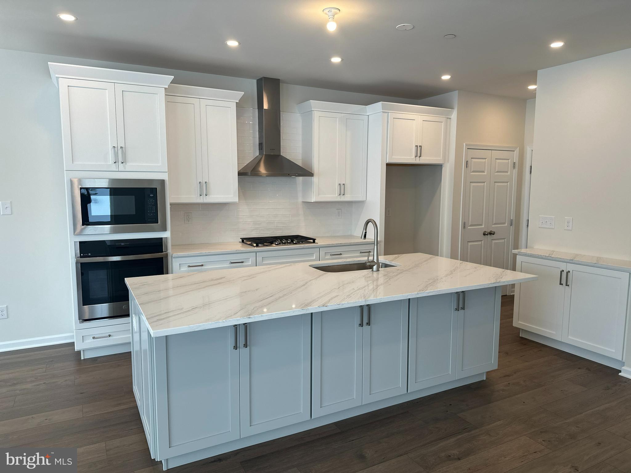 ALDERWOOD RUN - Residential