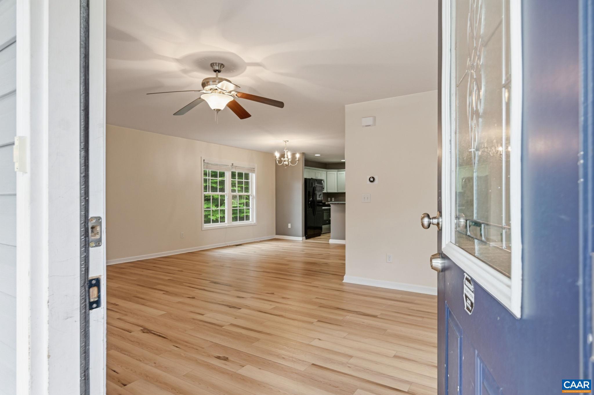 20 BOULDER SPRINGS LN