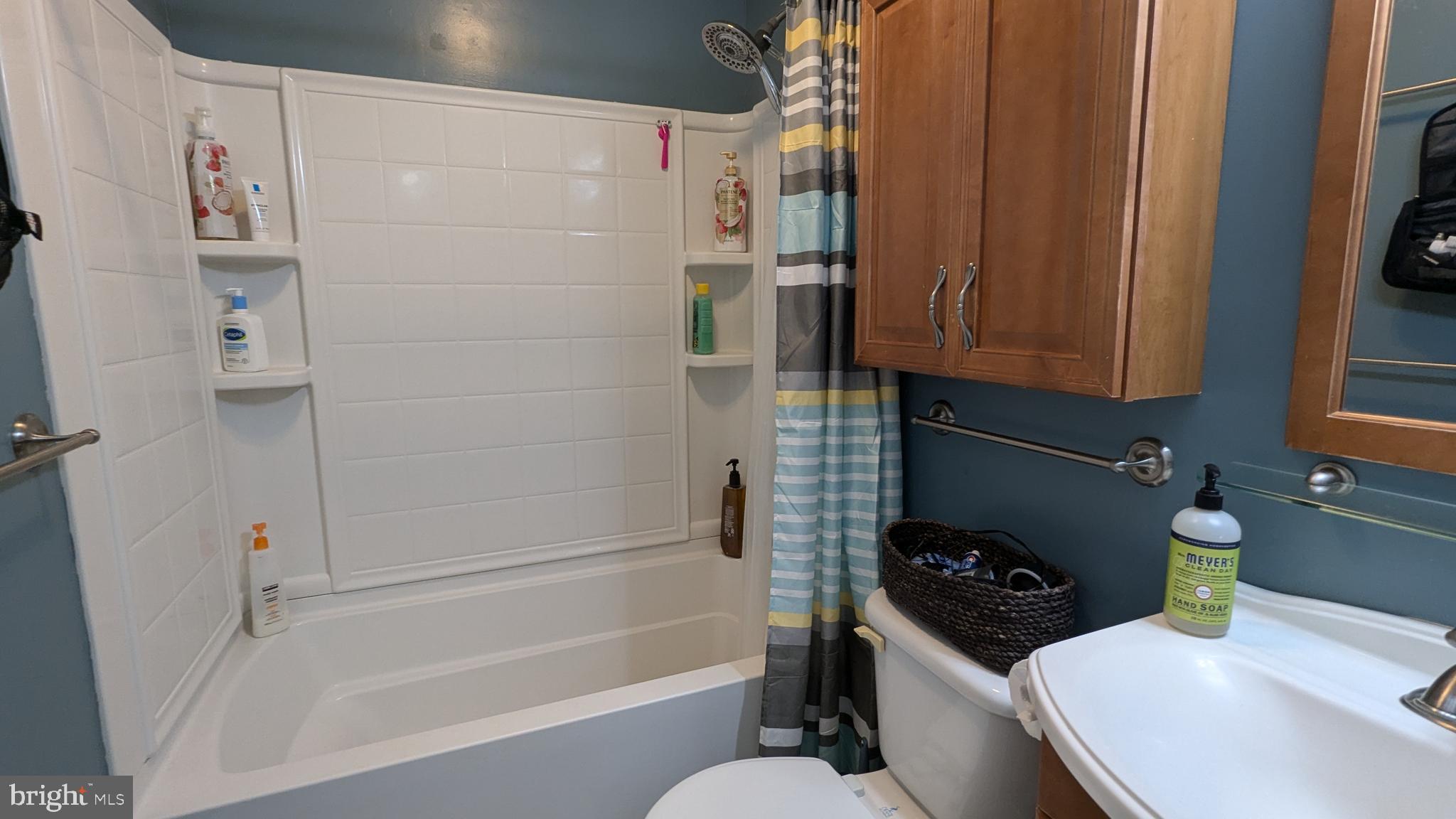 BROOKLAND HEIGHTS - Residential Lease