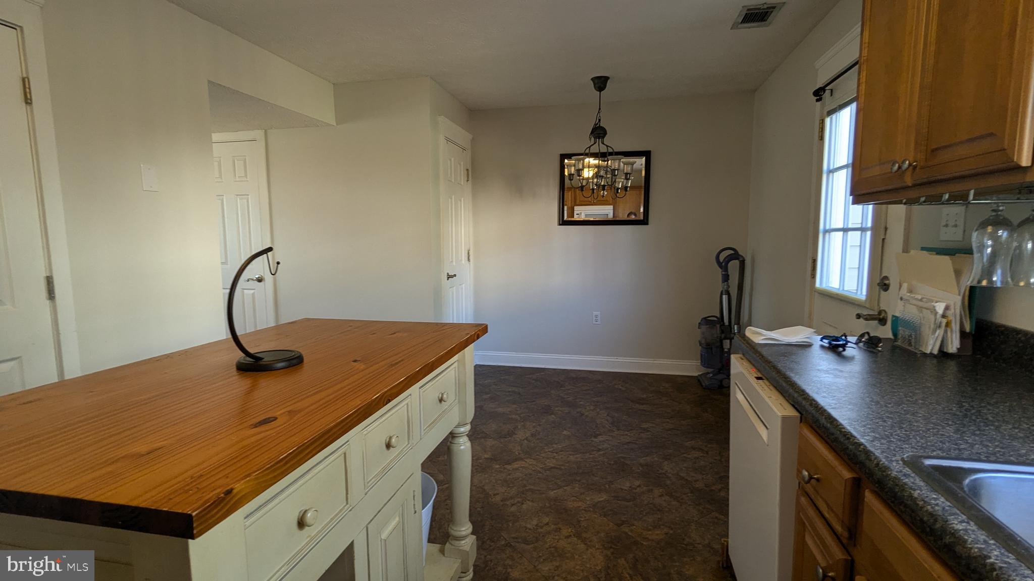 BROOKLAND HEIGHTS - Residential Lease