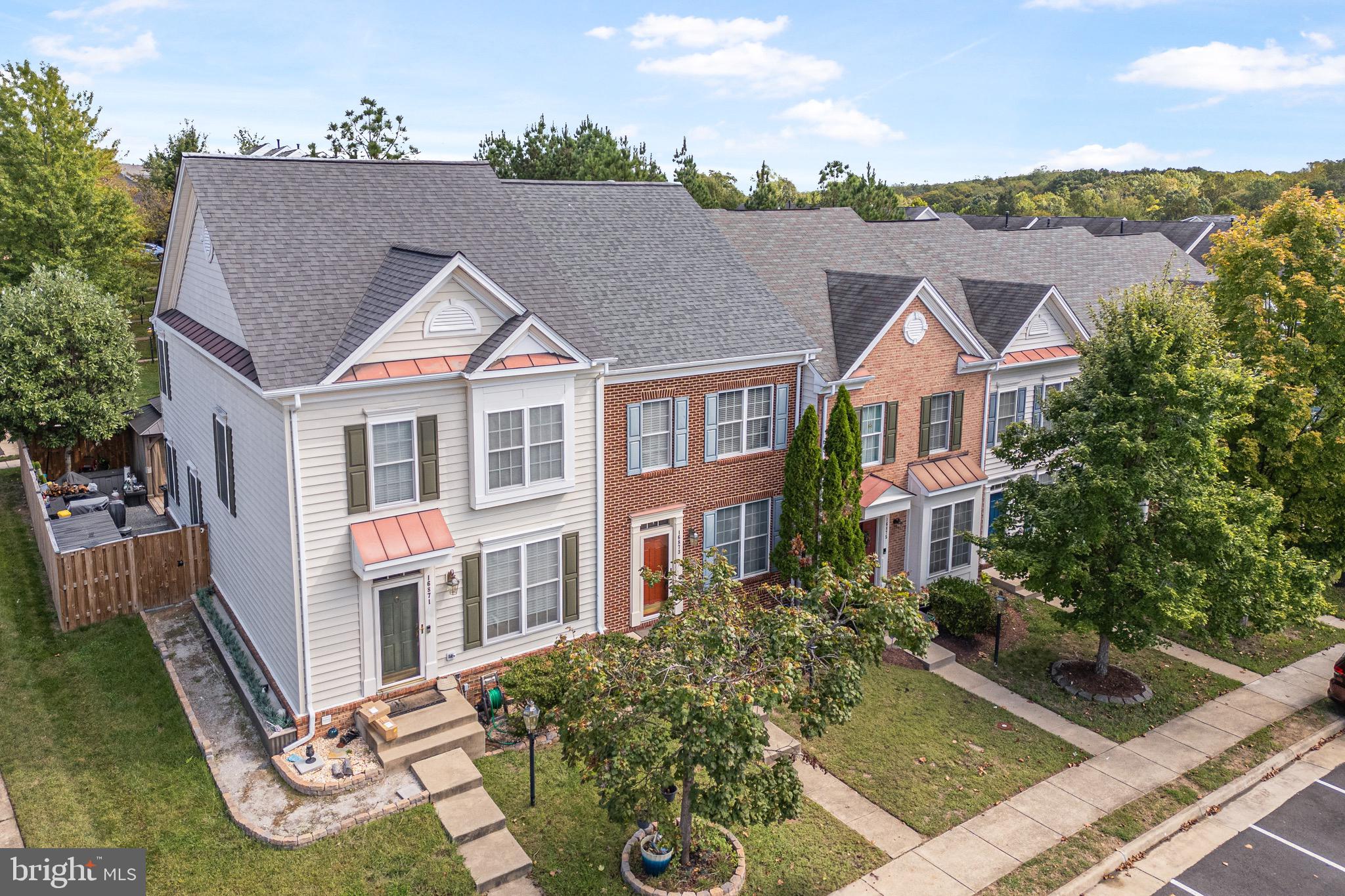 16873 SEA LAWN PLACE
