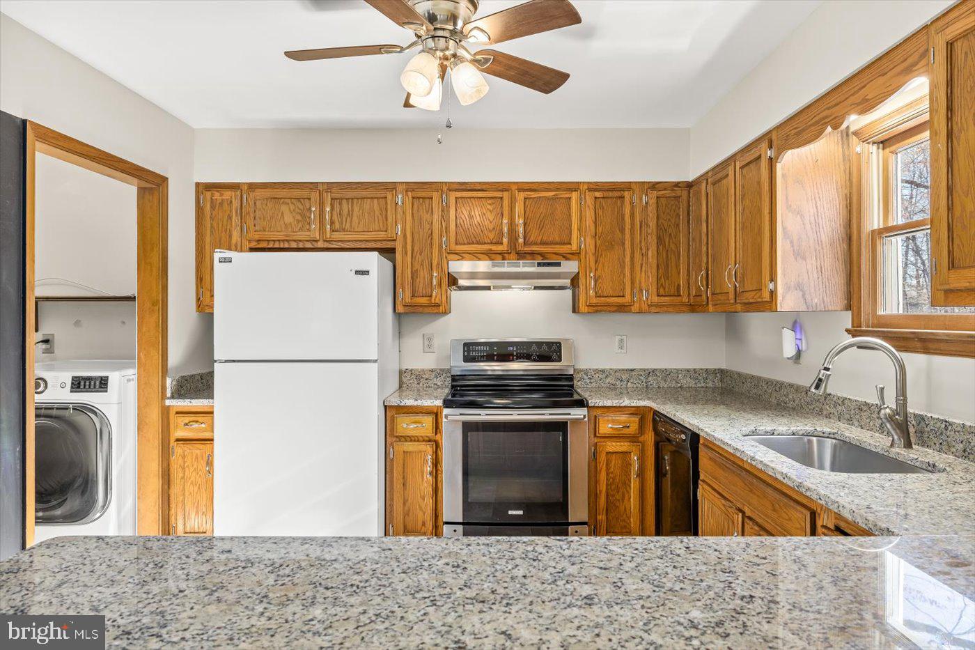 LAKE WILDERNESS - Residential