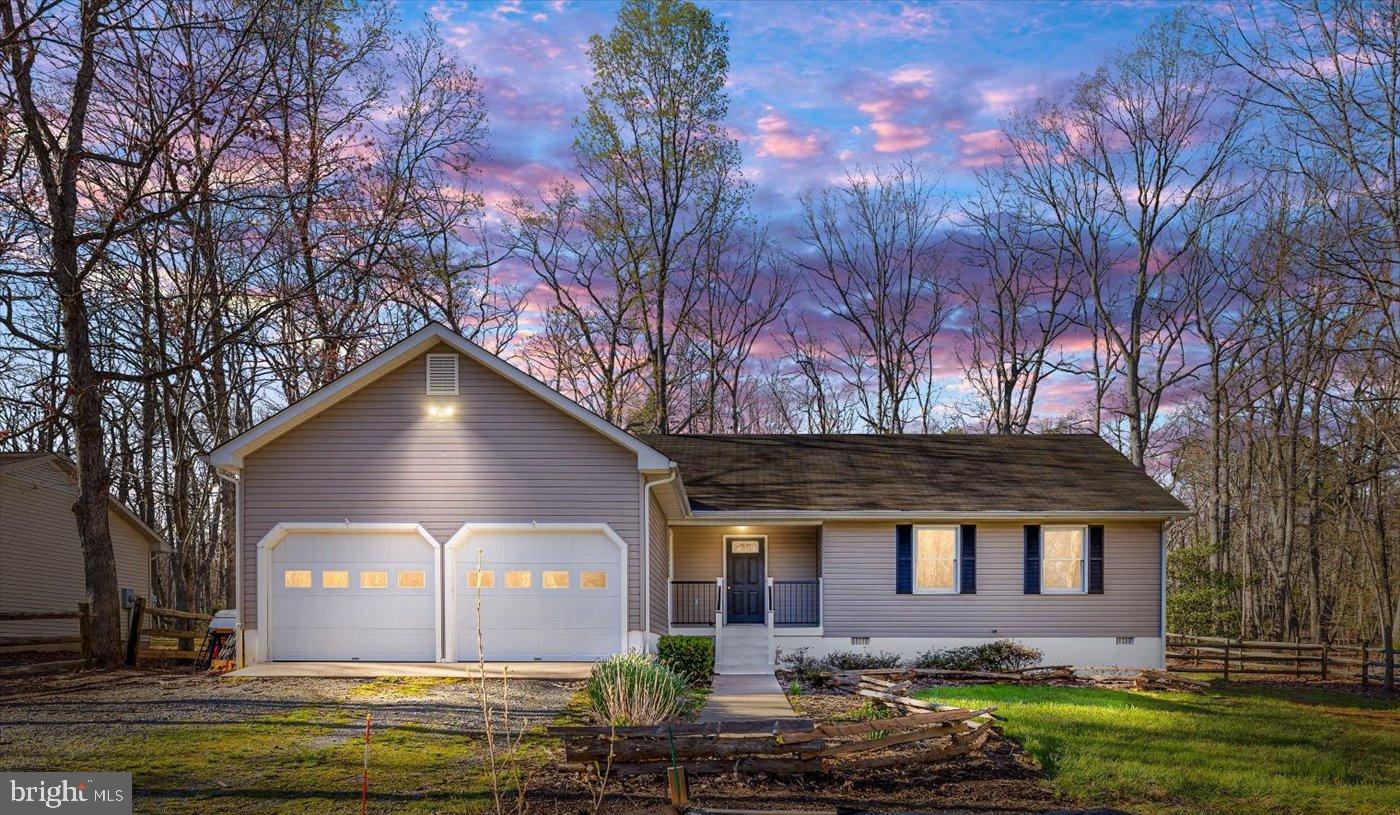 LAKE WILDERNESS - Residential