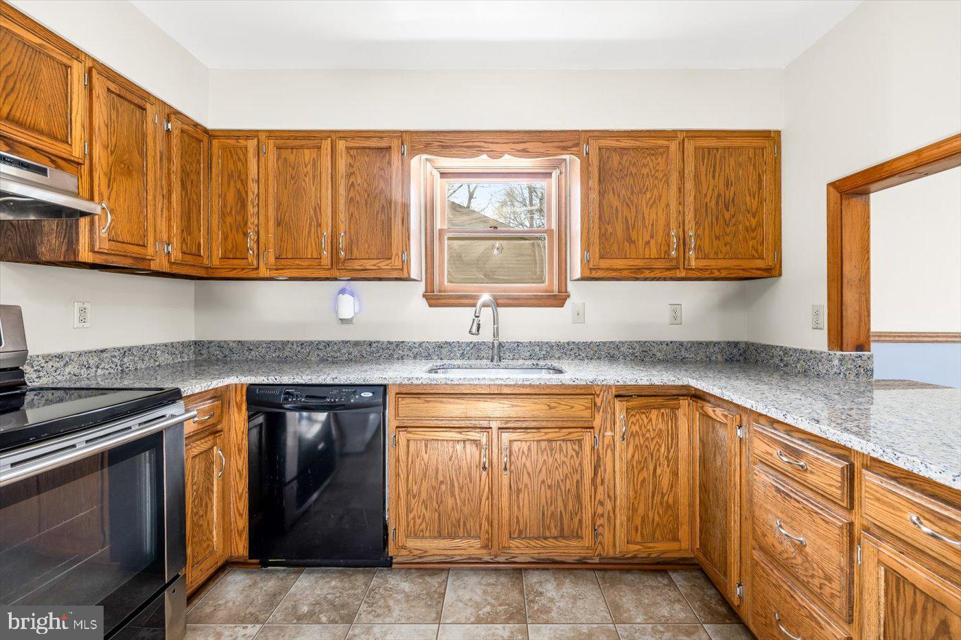 LAKE WILDERNESS - Residential