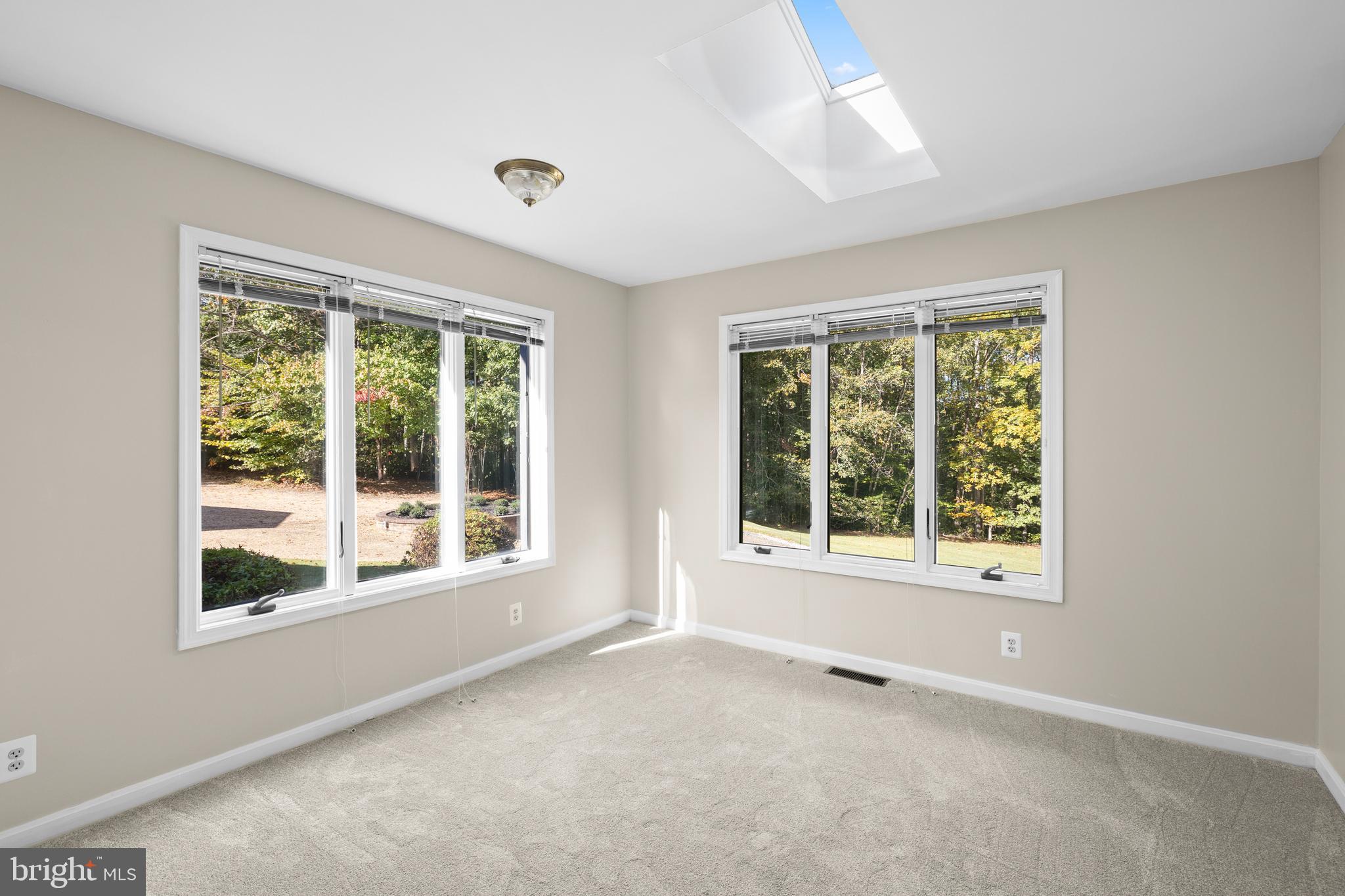 DOGWOOD AIR PARK - Residential