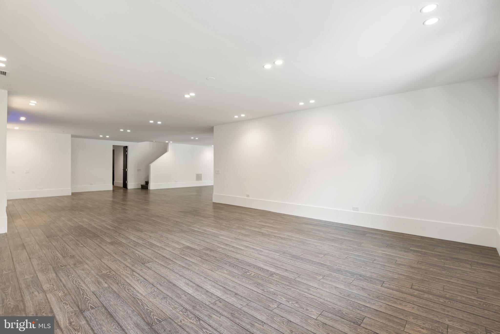 GRANT AT WILLOWSFORD - Residential