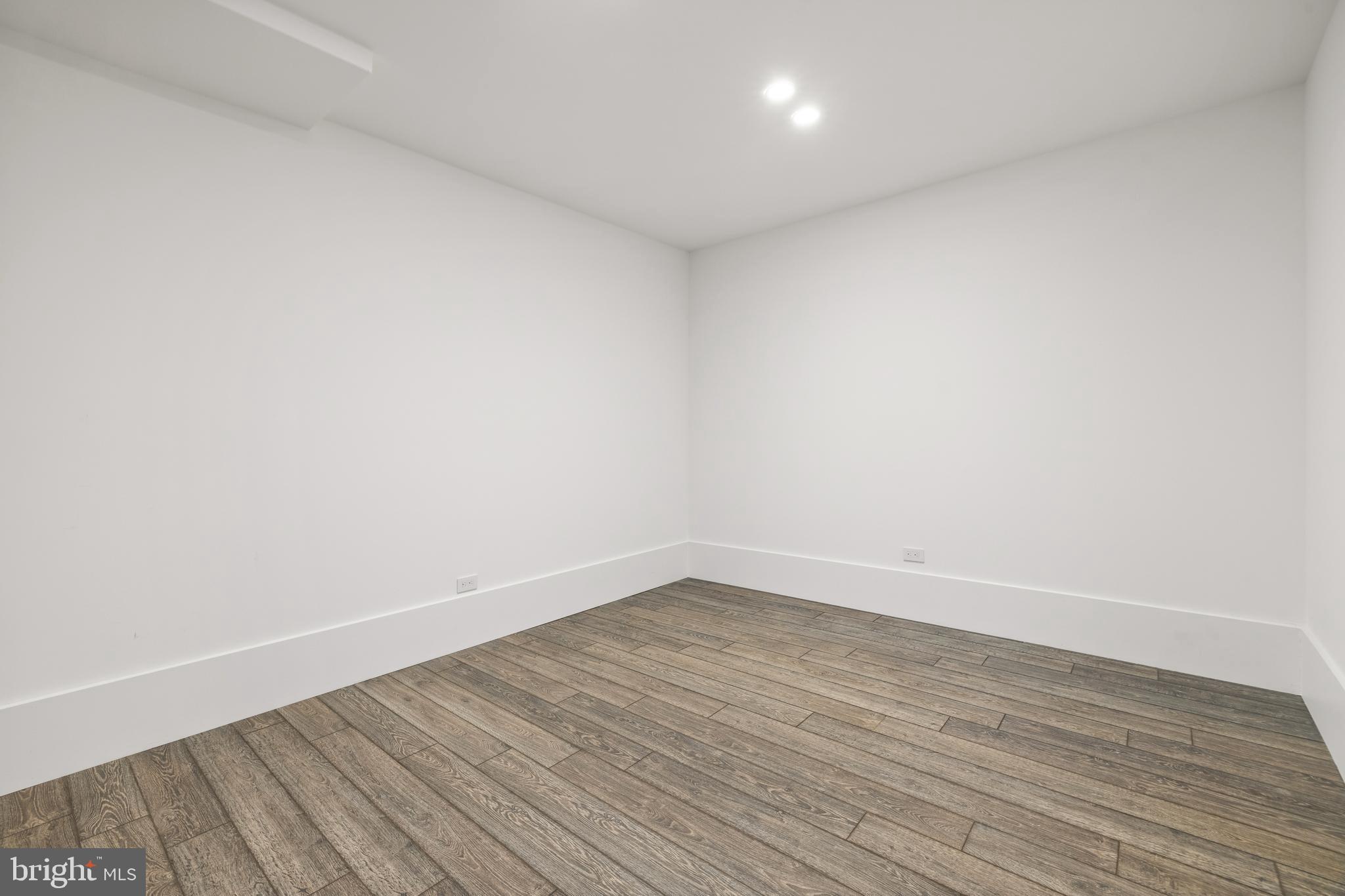 GRANT AT WILLOWSFORD - Residential