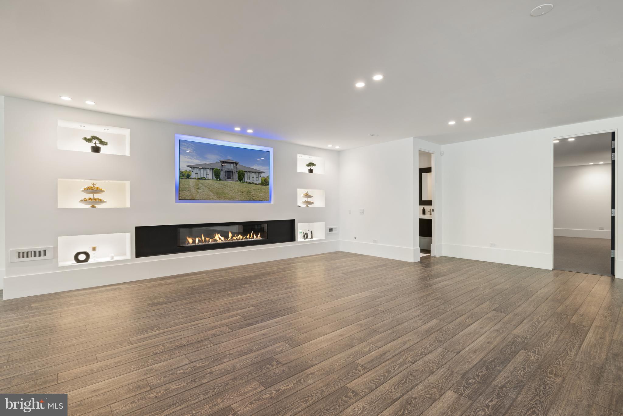 GRANT AT WILLOWSFORD - Residential