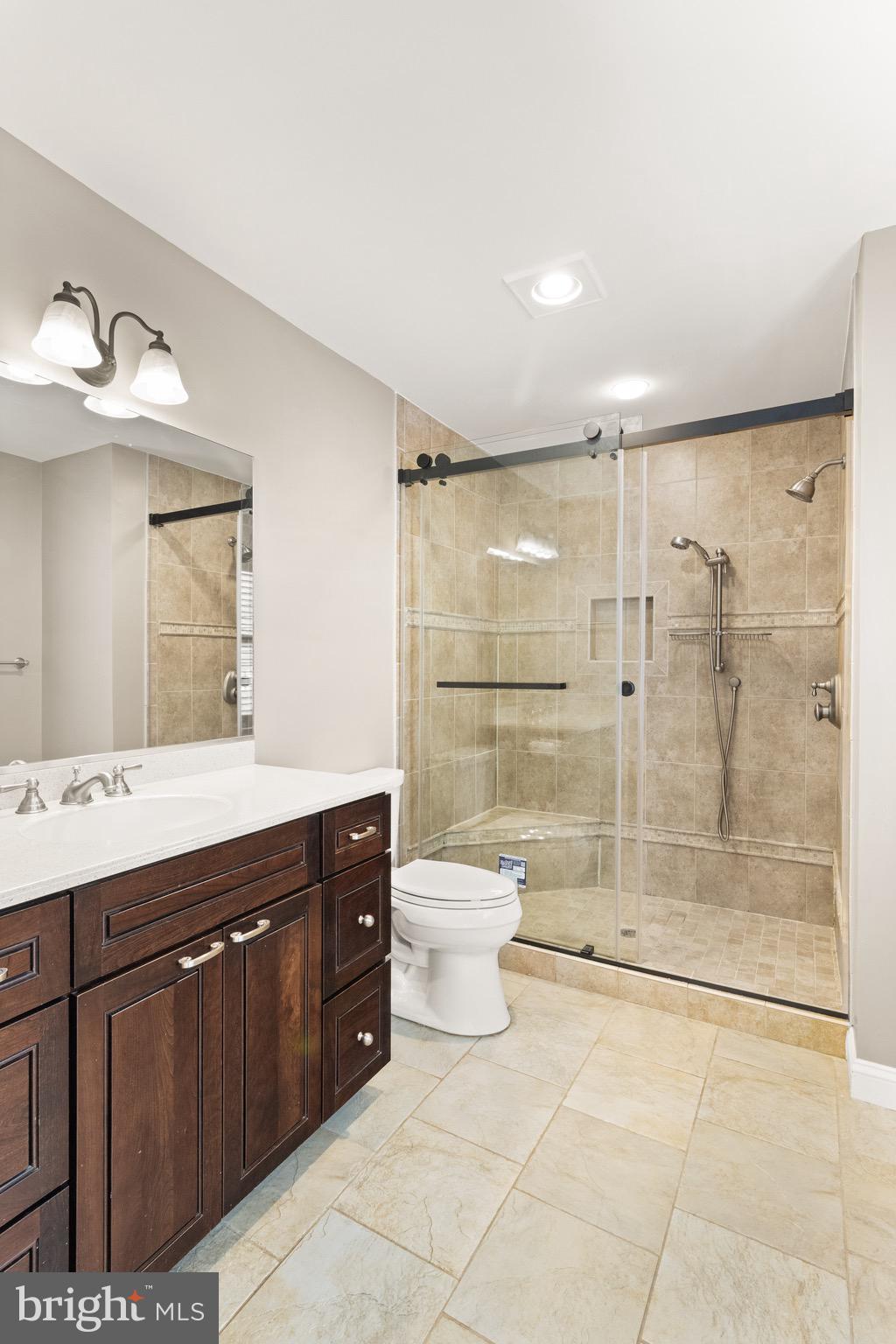 GAILA WOODS - Residential