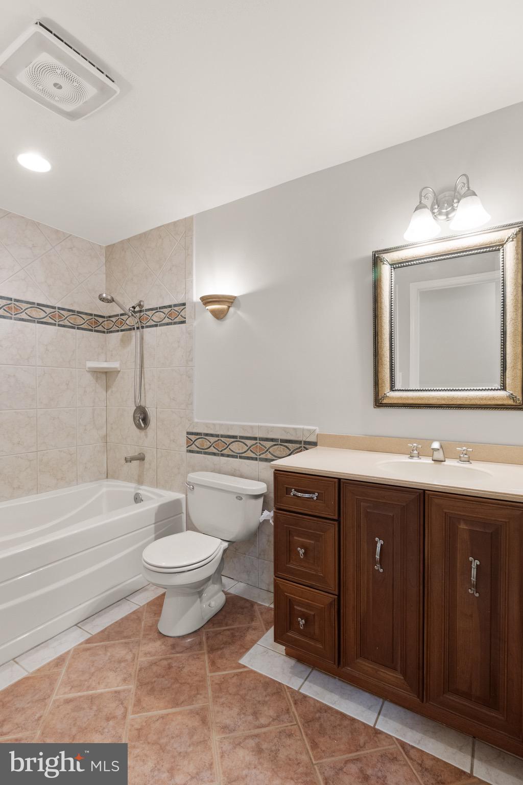 GAILA WOODS - Residential