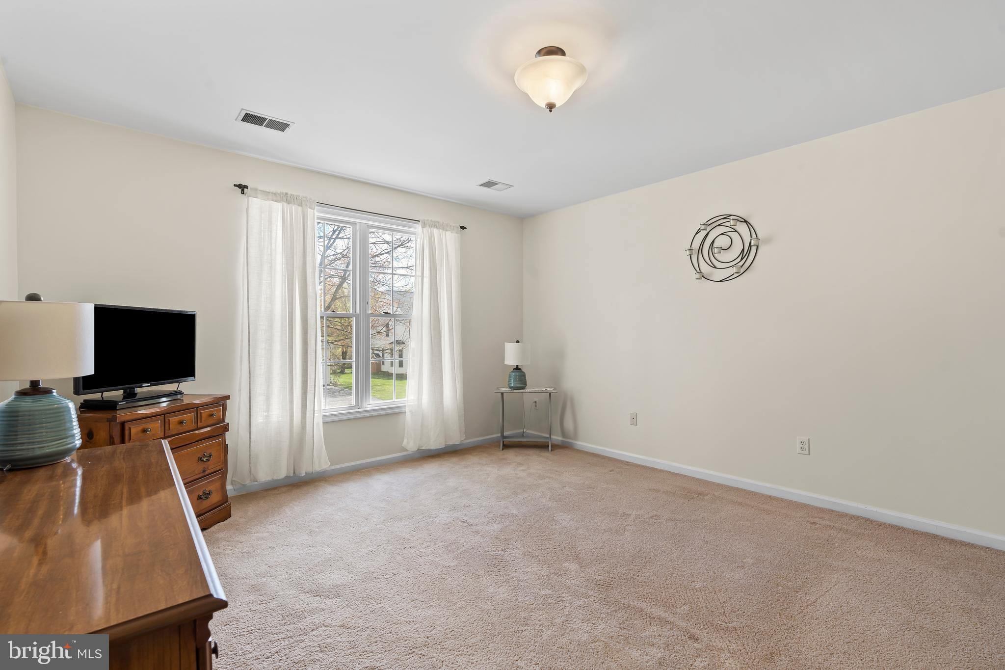 ST JAMES VILLAGE NORTH - Residential