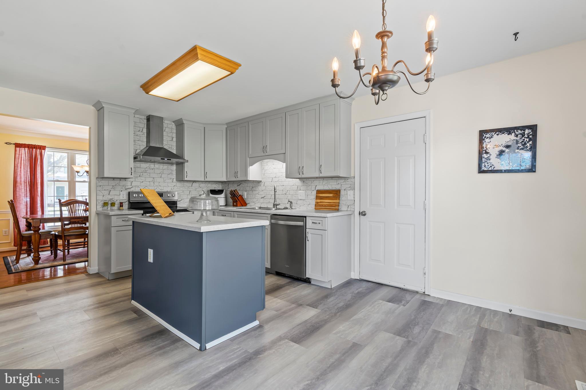 ST JAMES VILLAGE NORTH - Residential