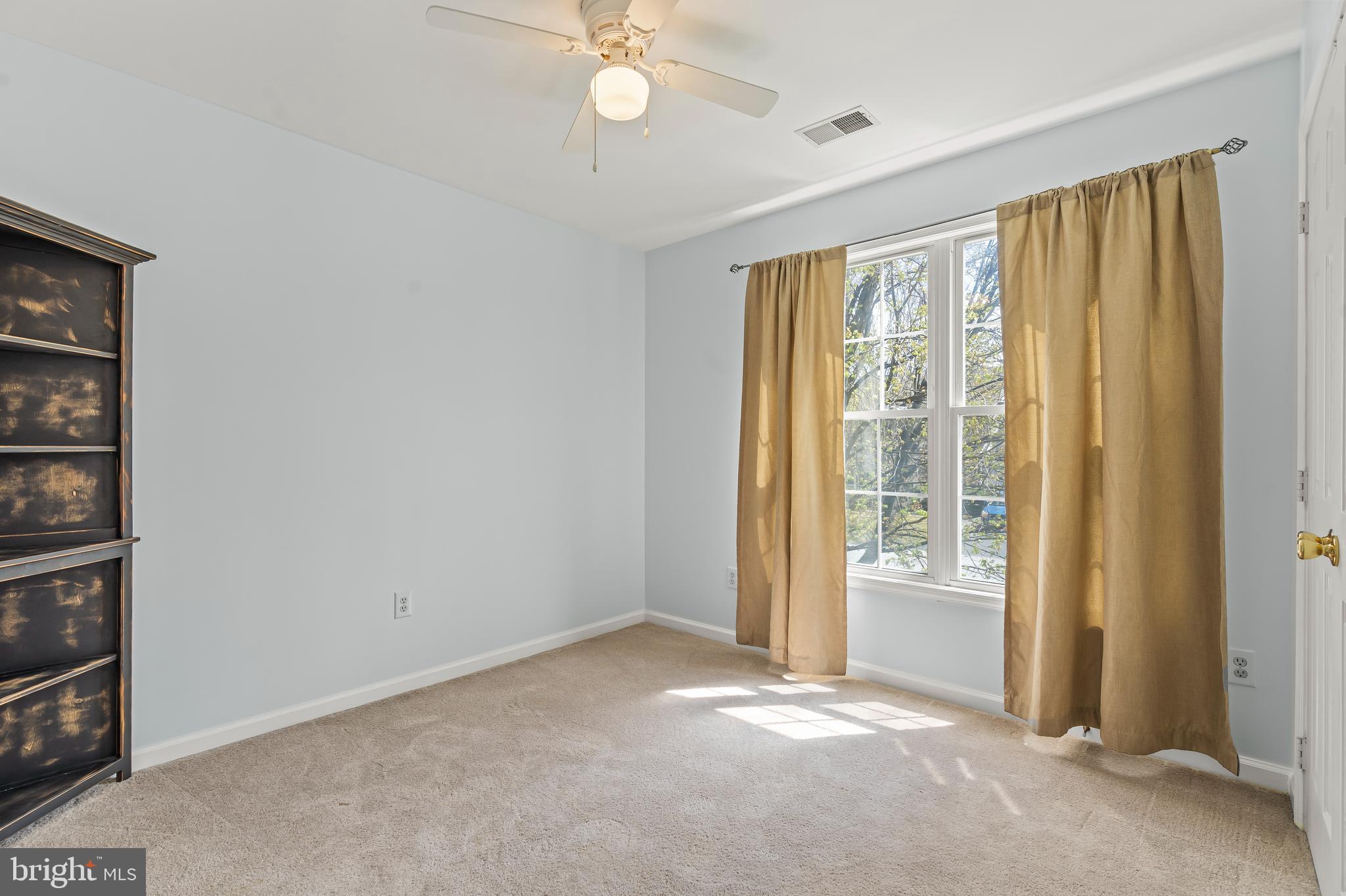 ST JAMES VILLAGE NORTH - Residential