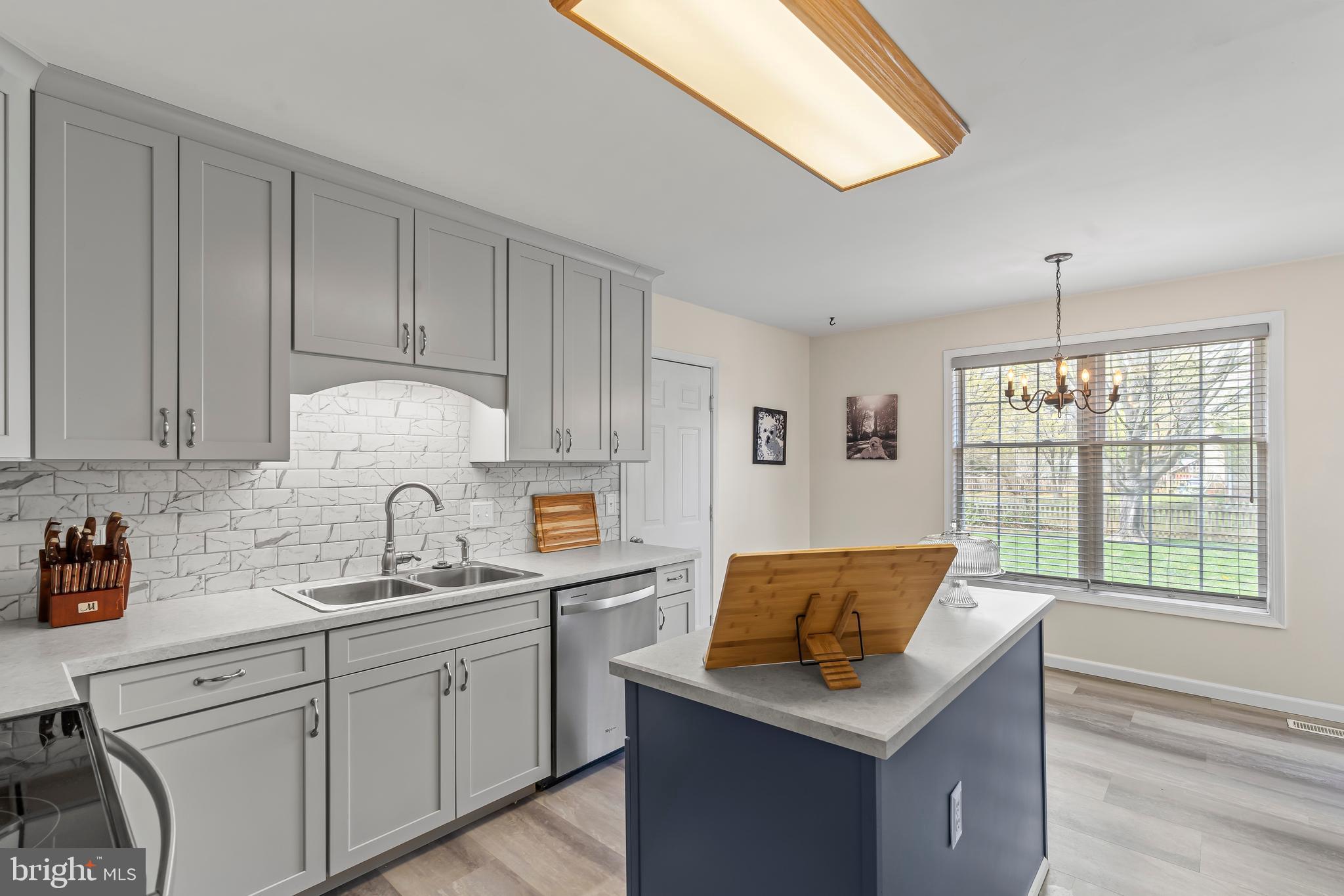 ST JAMES VILLAGE NORTH - Residential