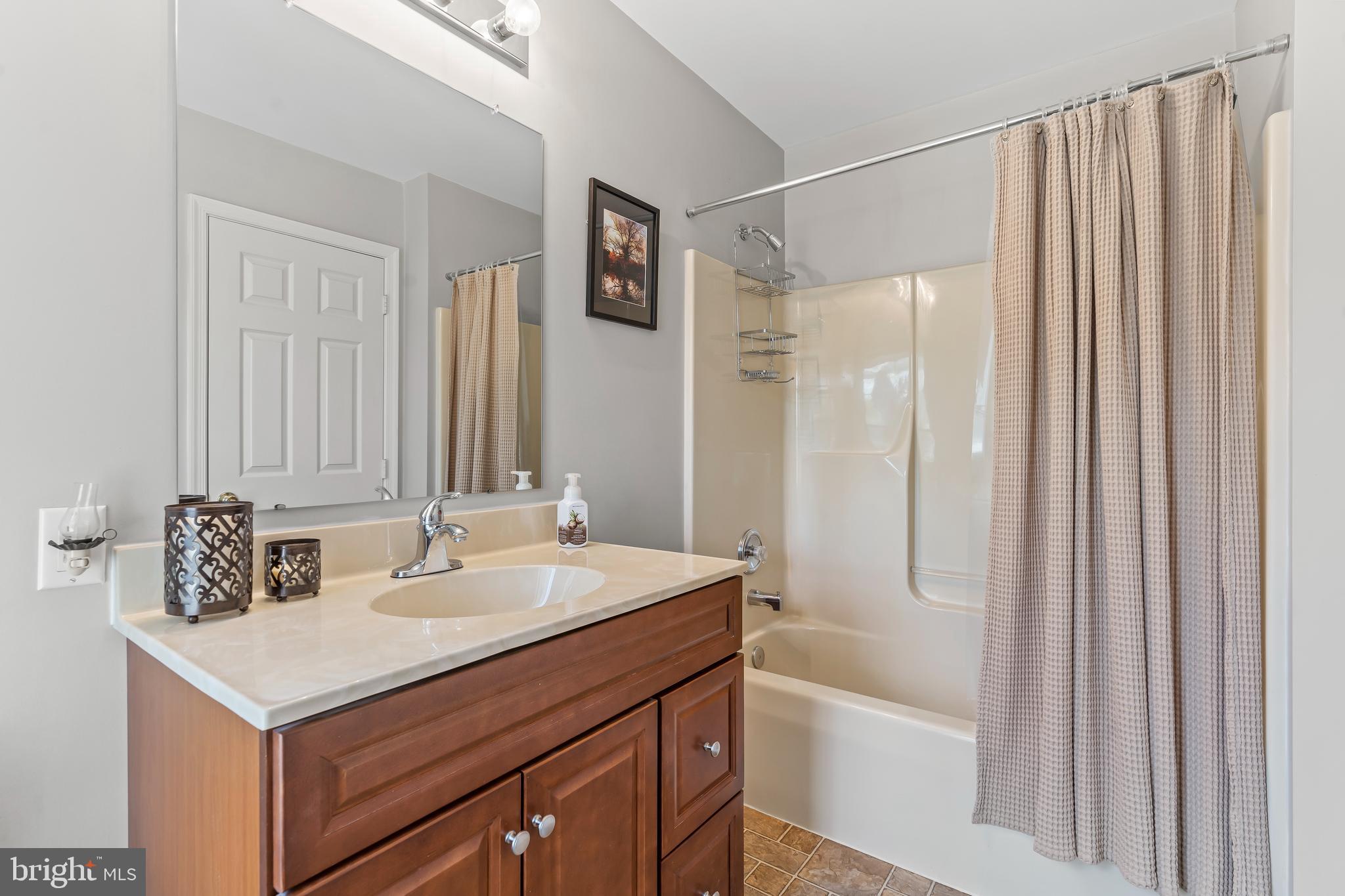 ST JAMES VILLAGE NORTH - Residential