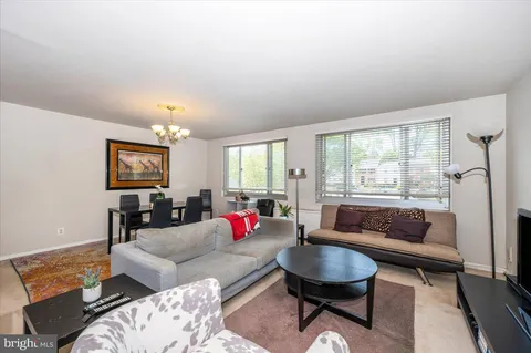 1900 Lyttonsville Road Unit 418, Silver Spring, MD MLS: MDMC2169814
