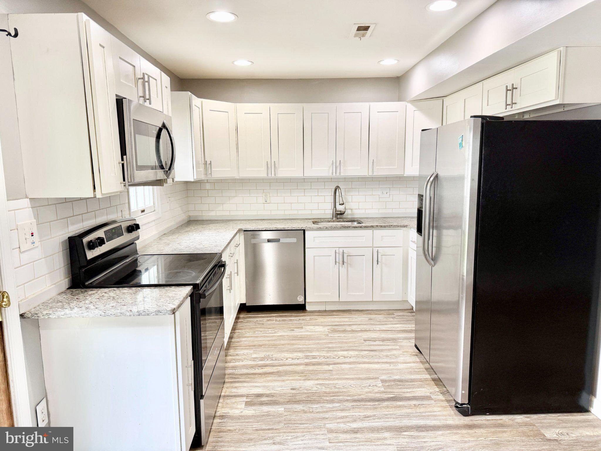 KENWOOD - Residential