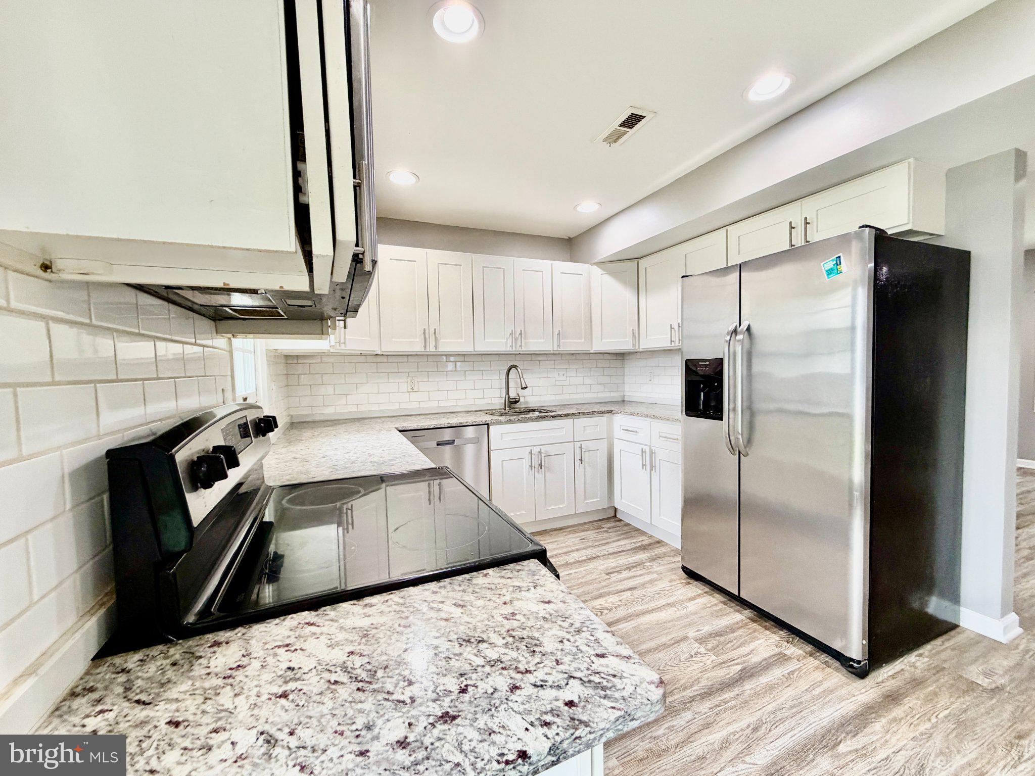 KENWOOD - Residential