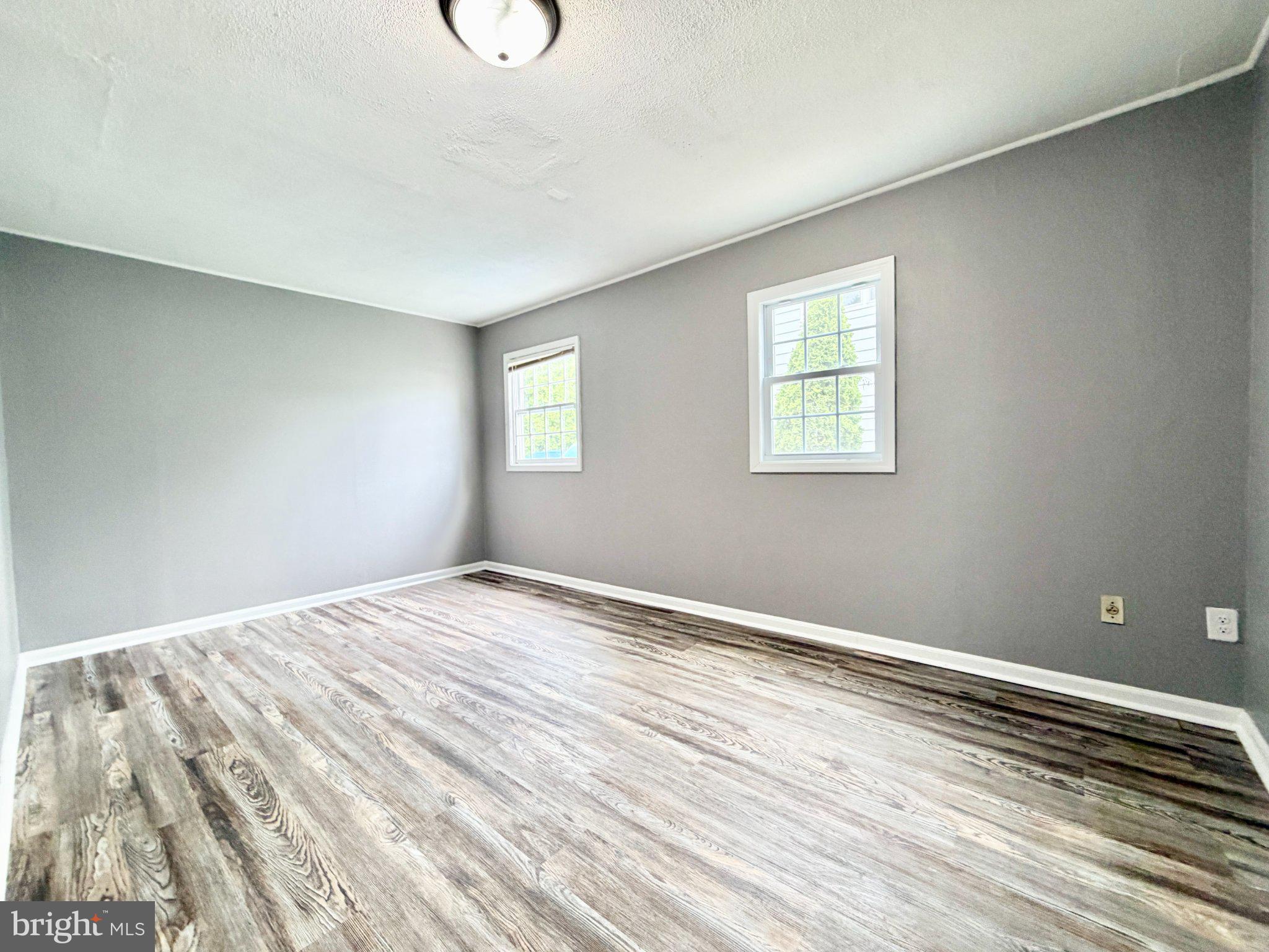KENWOOD - Residential