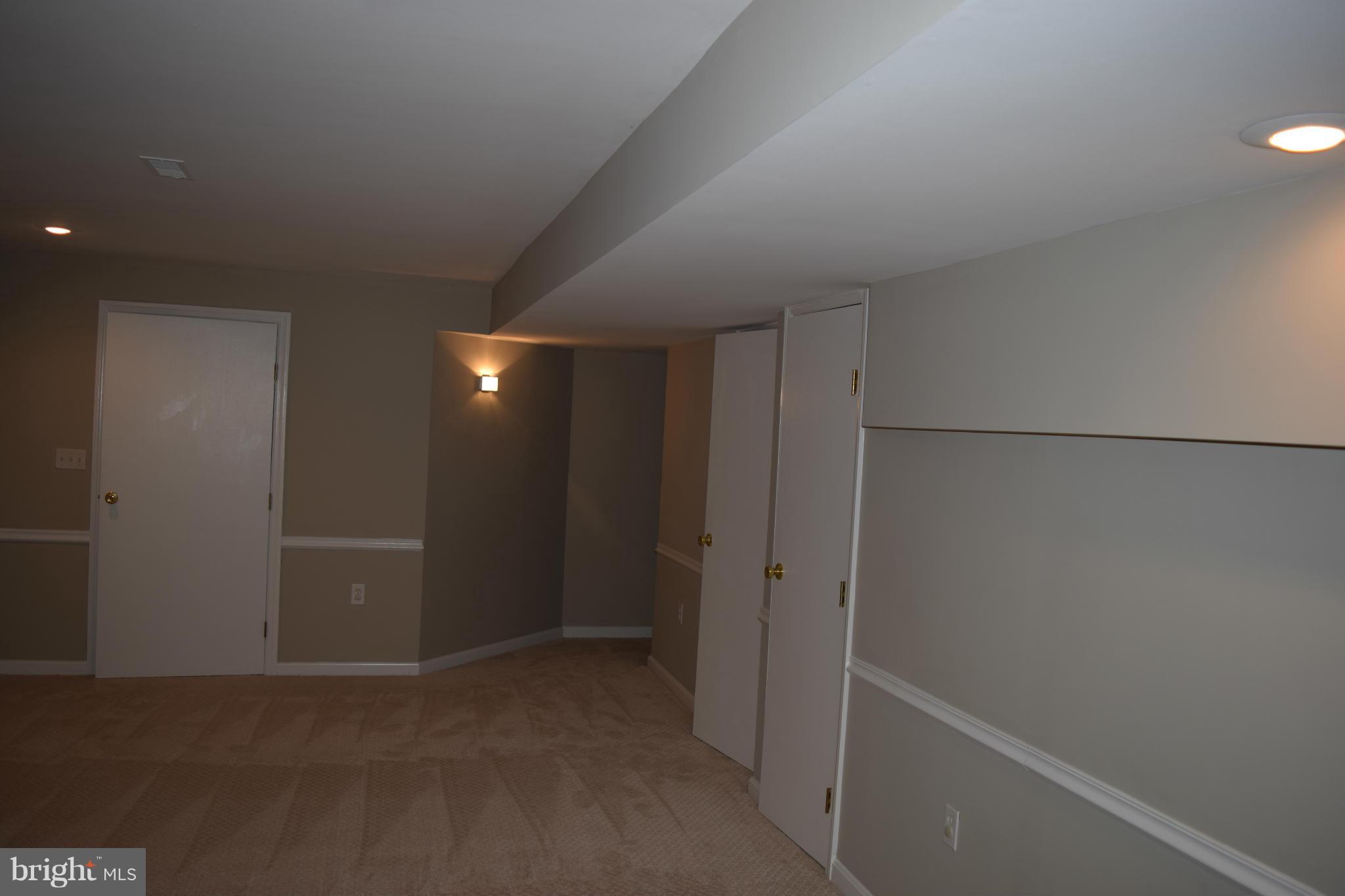 RESERVOIR RIDGE - Residential