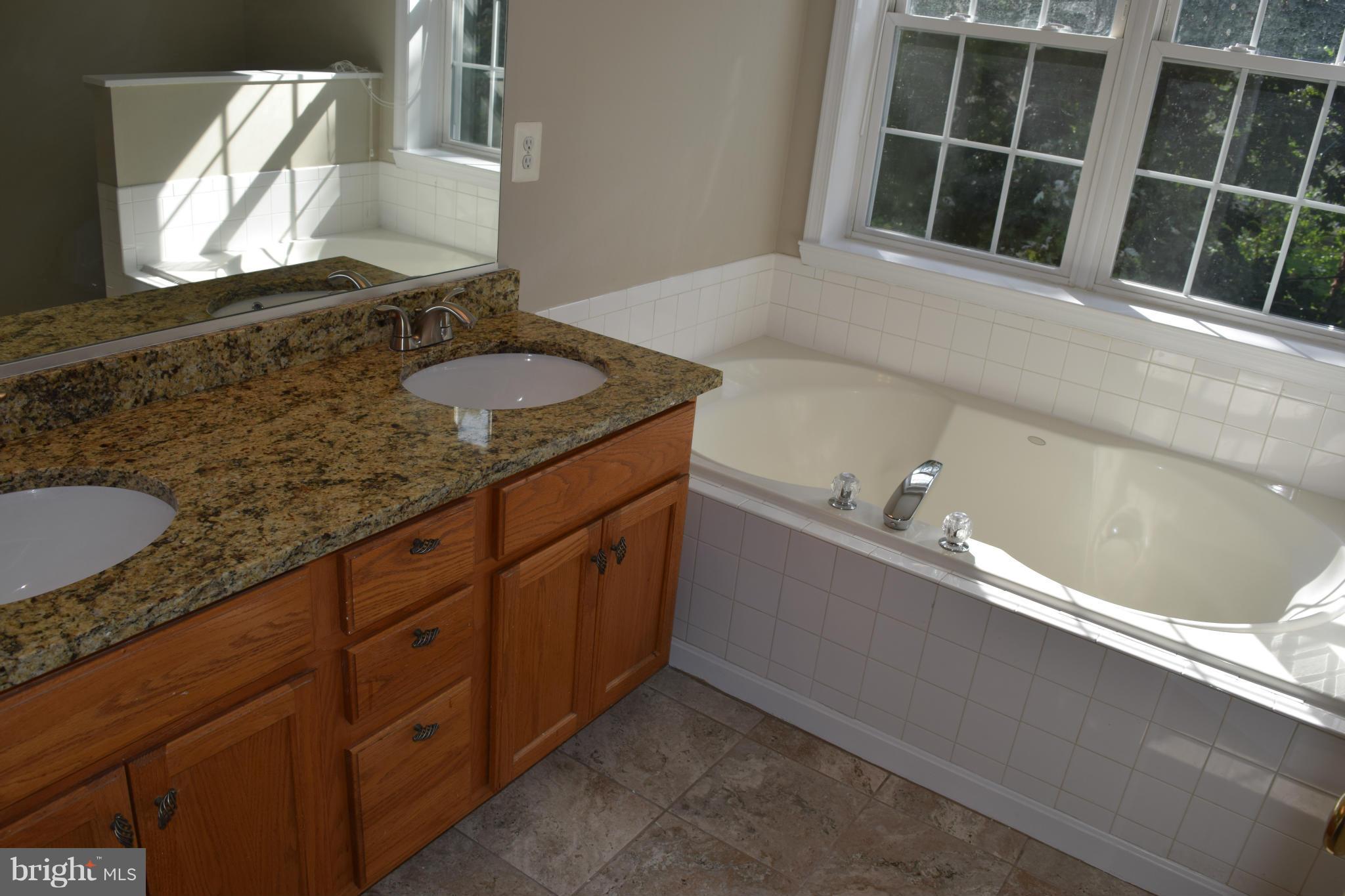 RESERVOIR RIDGE - Residential