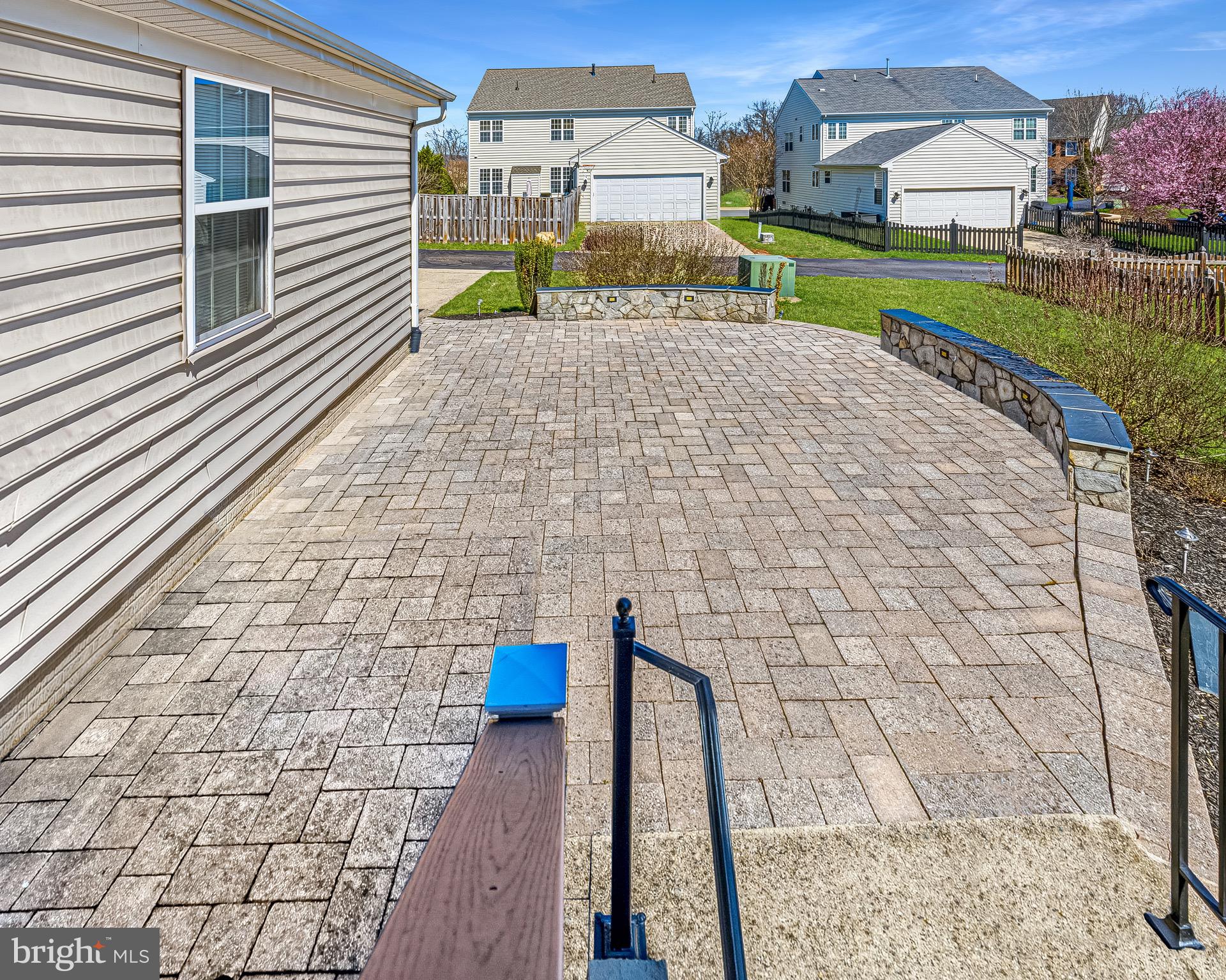 ELYSIAN HEIGHTS - Residential