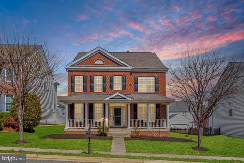 43172 NIKOS STREET LEESBURG VA 20176