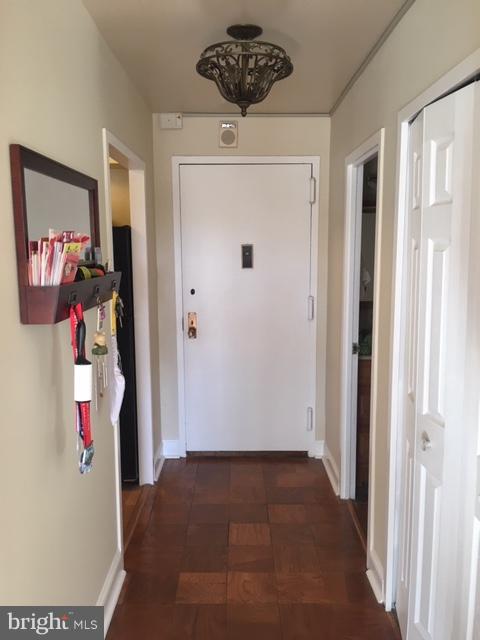 PROMENADE TOWERS - Residential Lease