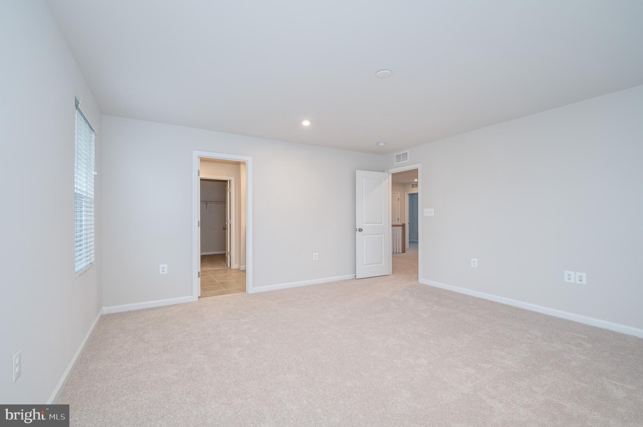 PRESIDENTS POINTE - Residential Lease