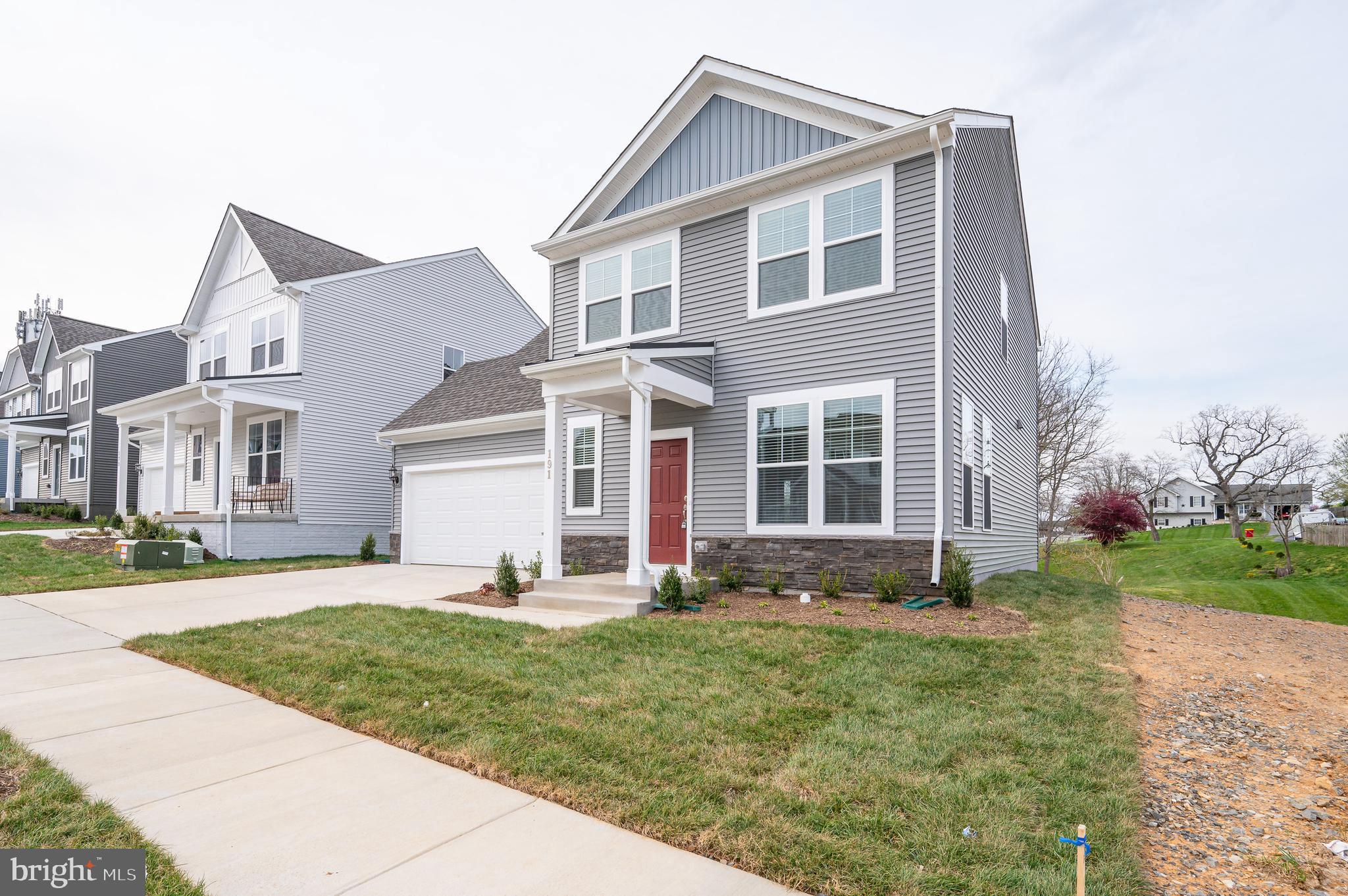 PRESIDENTS POINTE - Residential Lease