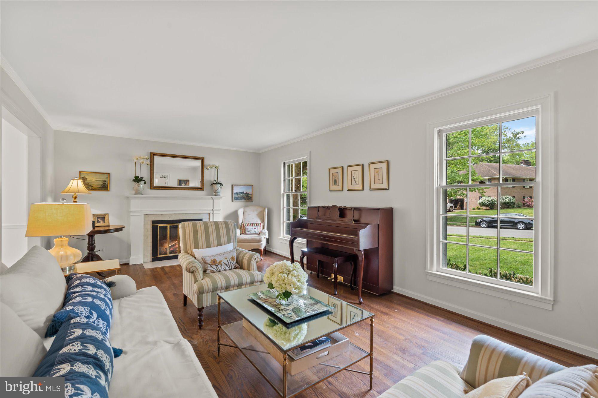 WAYNEWOOD - Residential