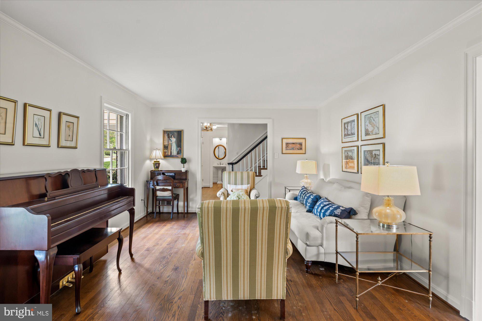 WAYNEWOOD - Residential